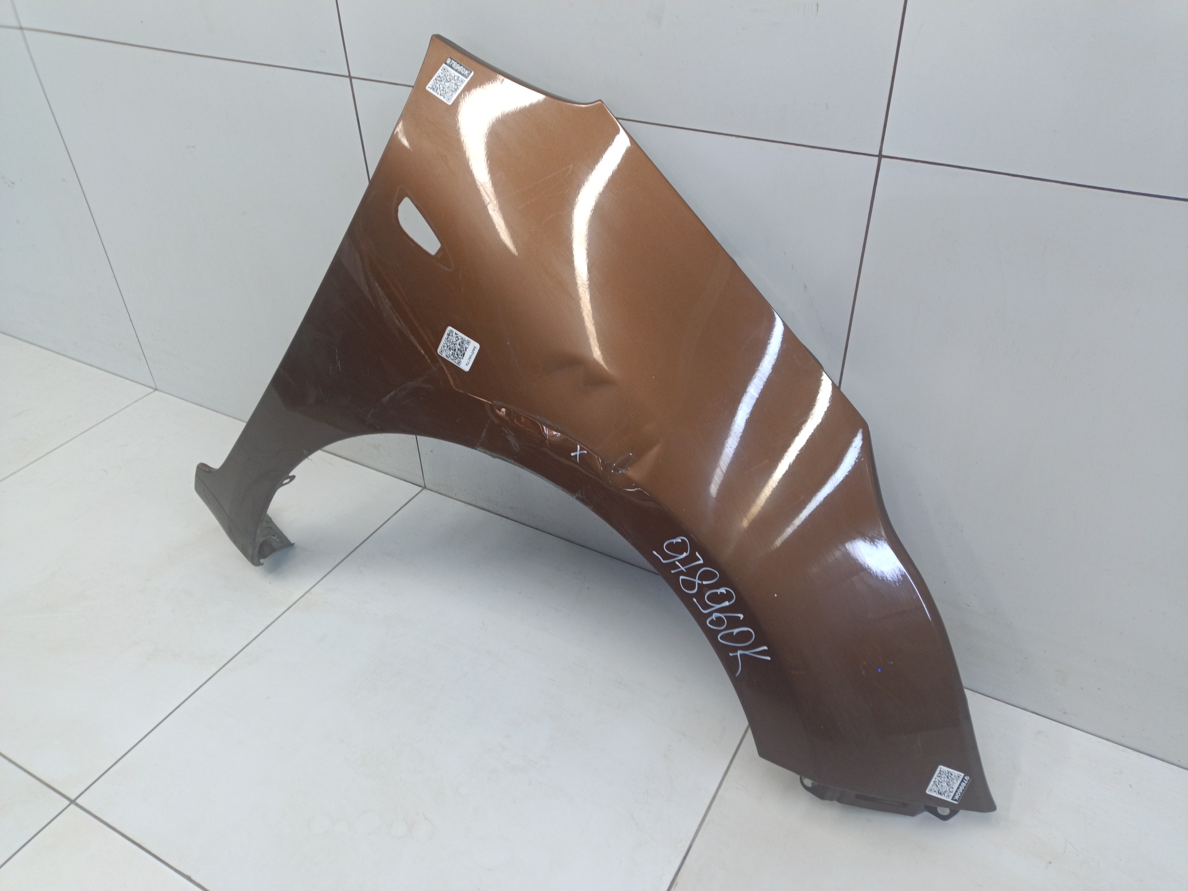 Крыло переднее правое KIA Ceed 2 под повторитель