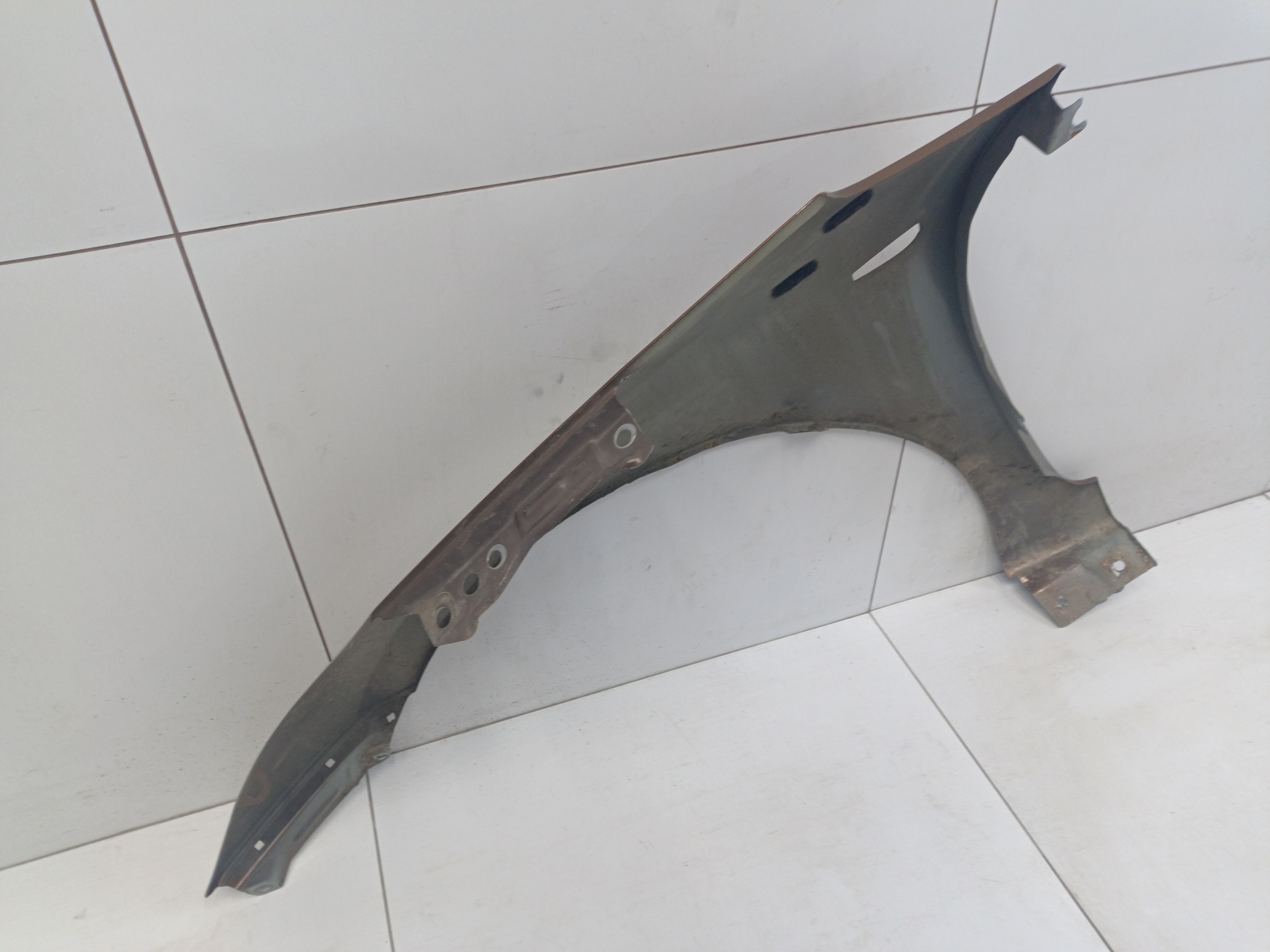 Крыло переднее правое KIA Ceed 2 под повторитель
