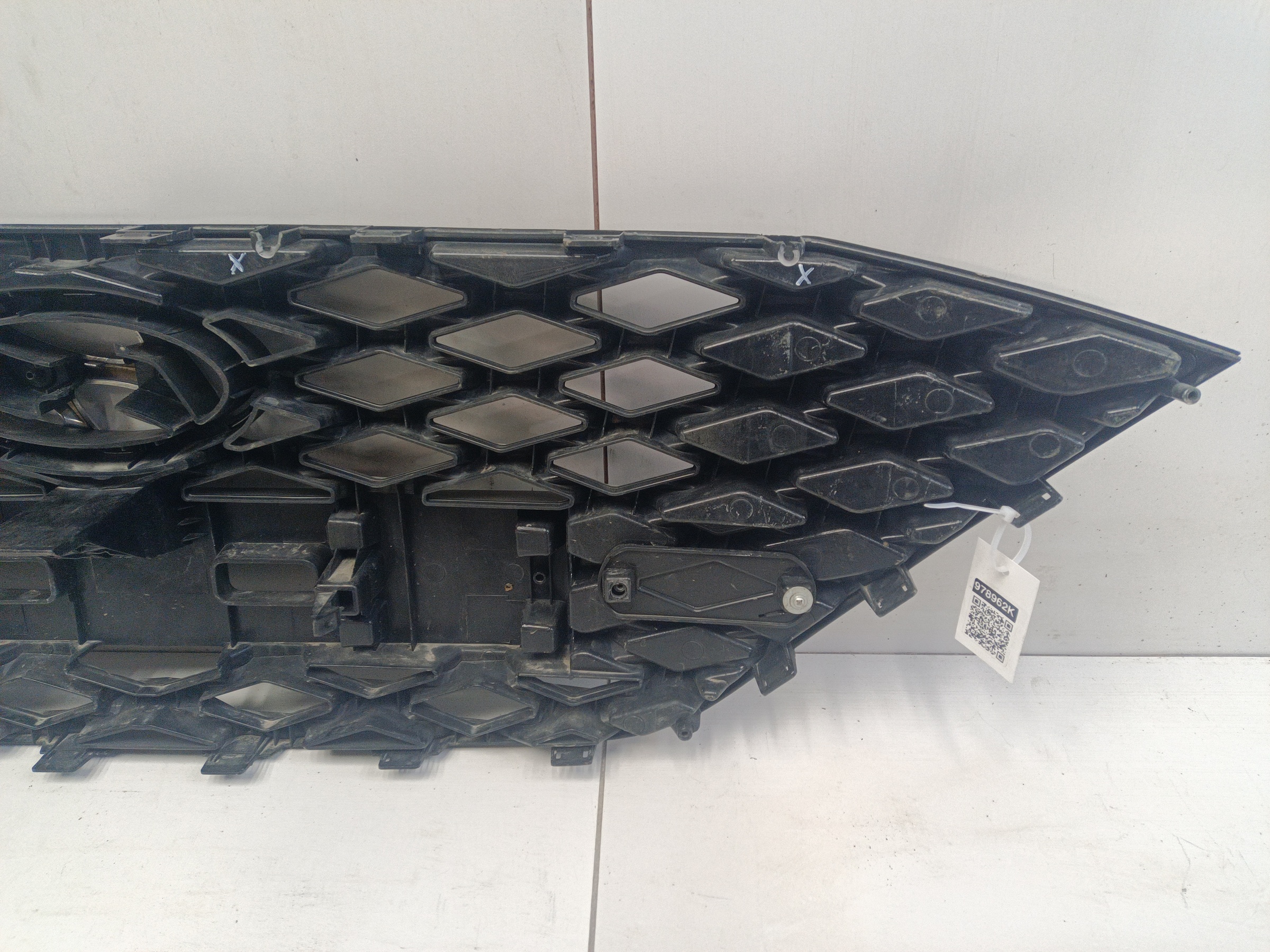 Решётка радиатора Hyundai Solaris 2 Restail " O.E.M. "