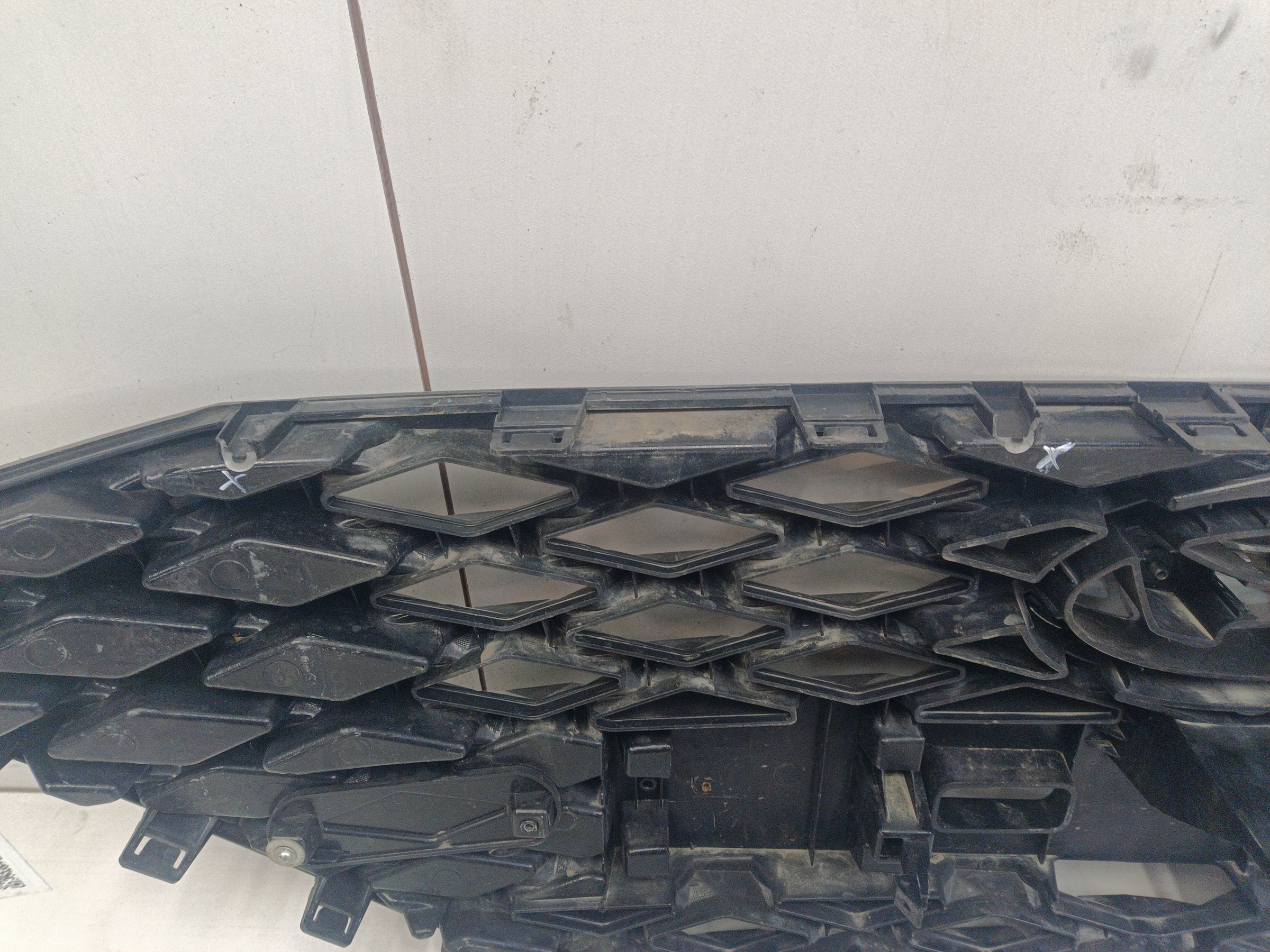 Решётка радиатора Hyundai Solaris 2 Restail " O.E.M. "