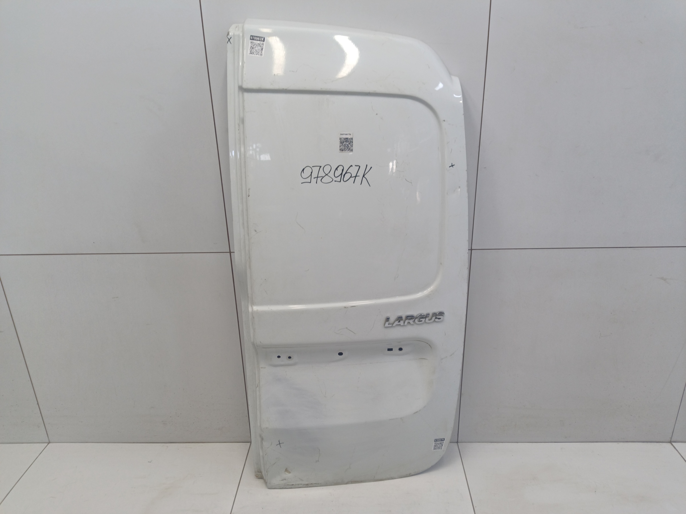 Дверь задняя правая распашная глухая Lada Largus Фургон