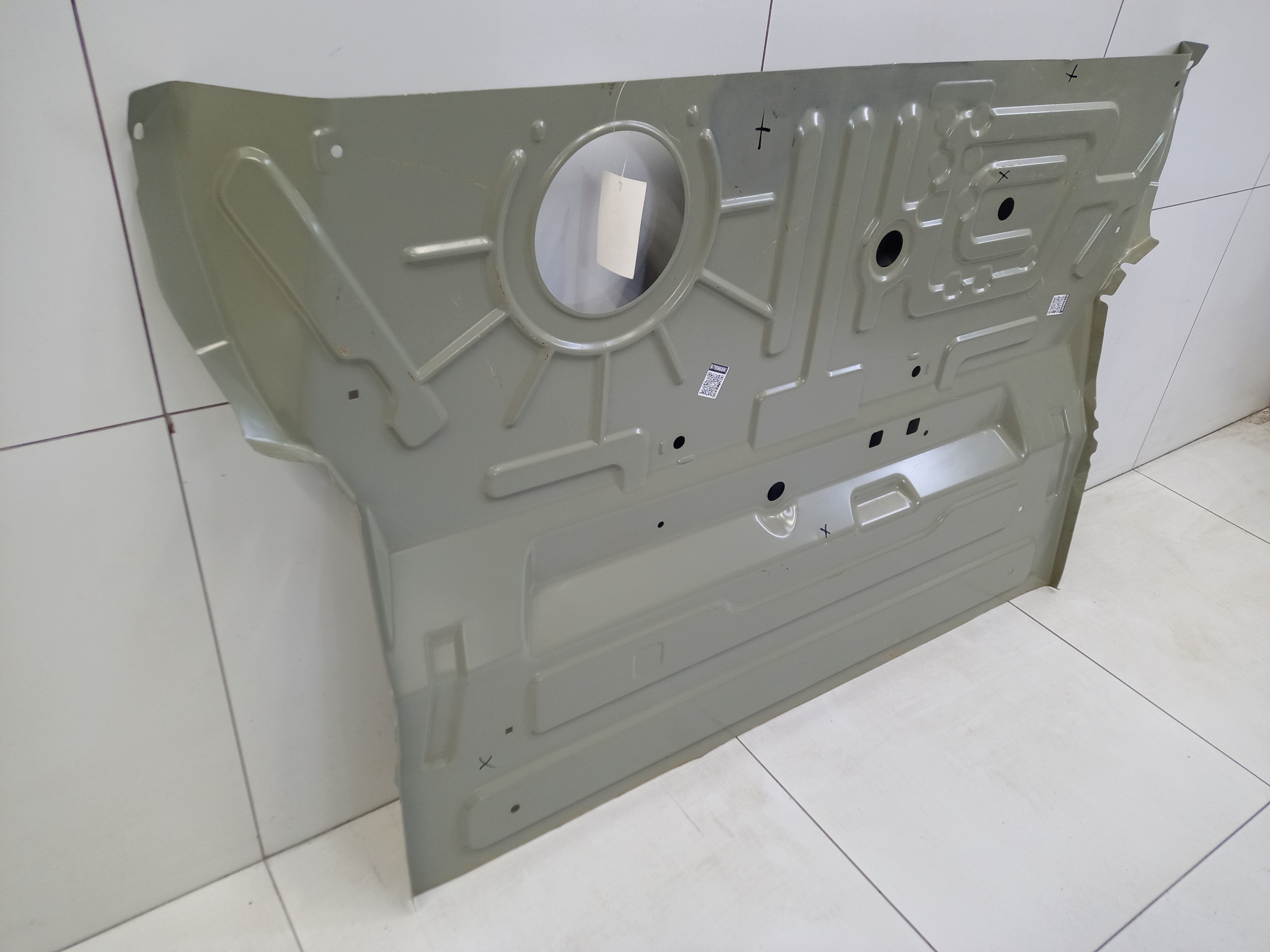 Пол багажника Geely Atlas