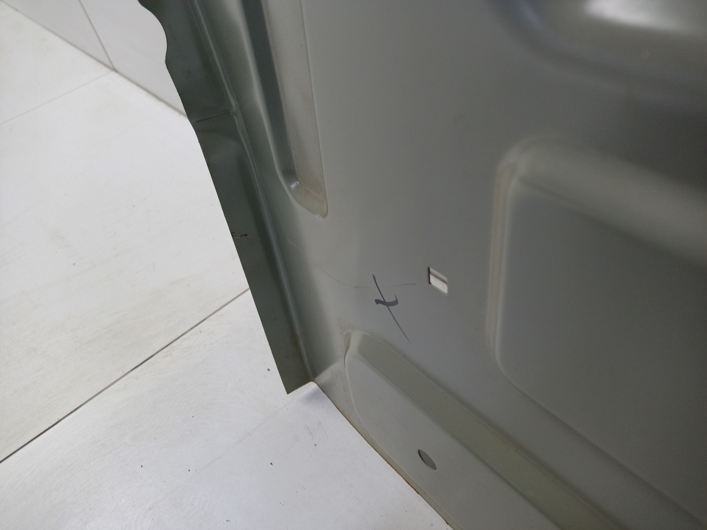 Пол багажника Geely Atlas