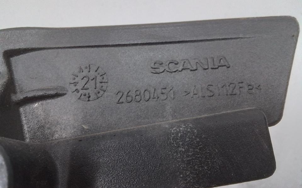 Ручка решетки радиатора Scania 6 R-Series