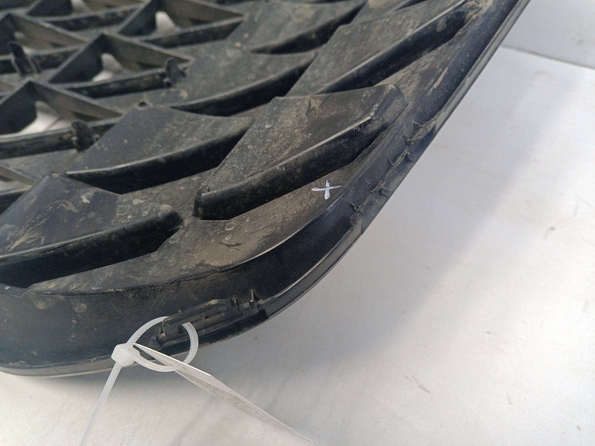 Решетка радиатора GAC GS8 2