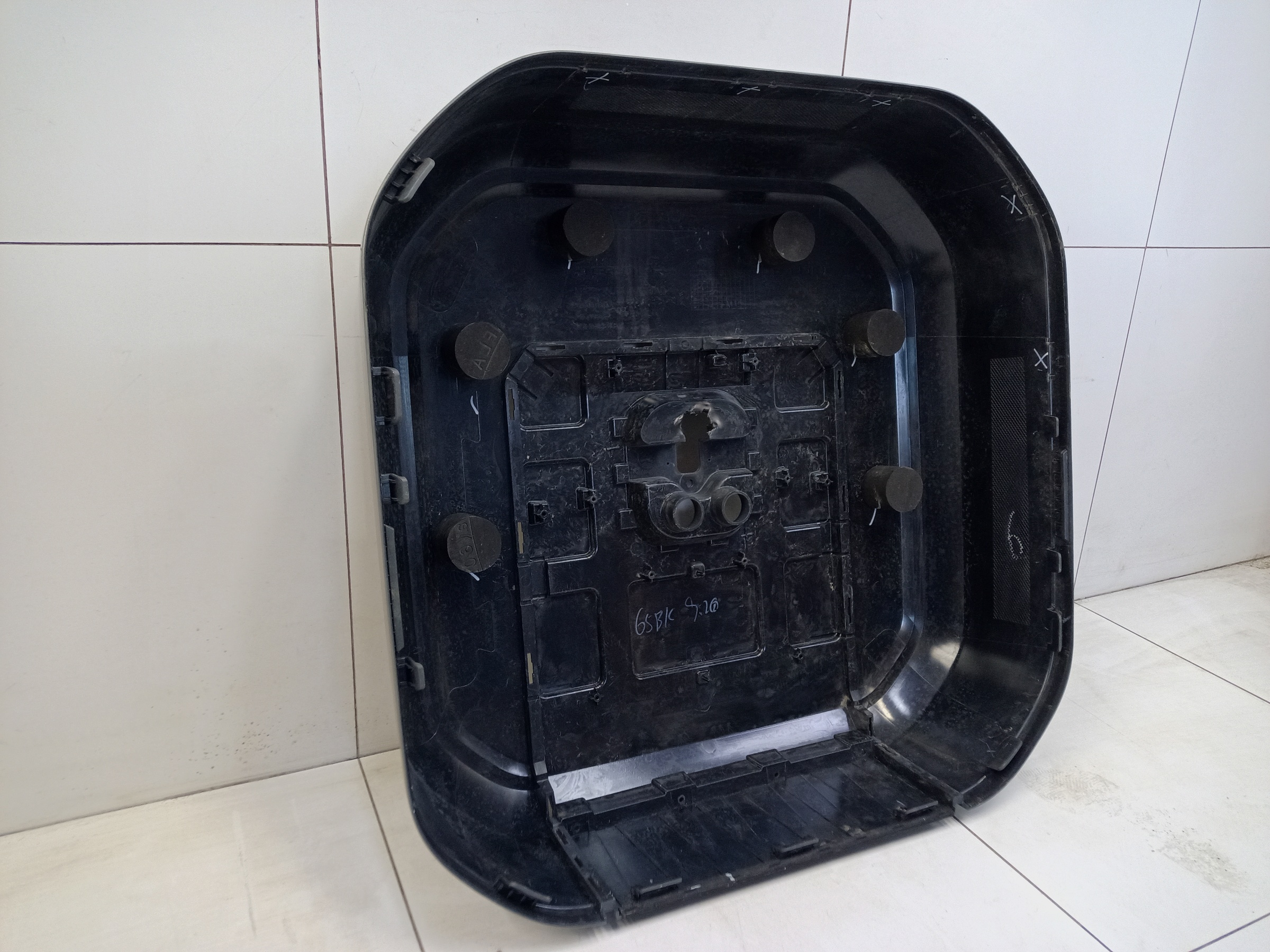 Кожух запасного колеса Jetour T2