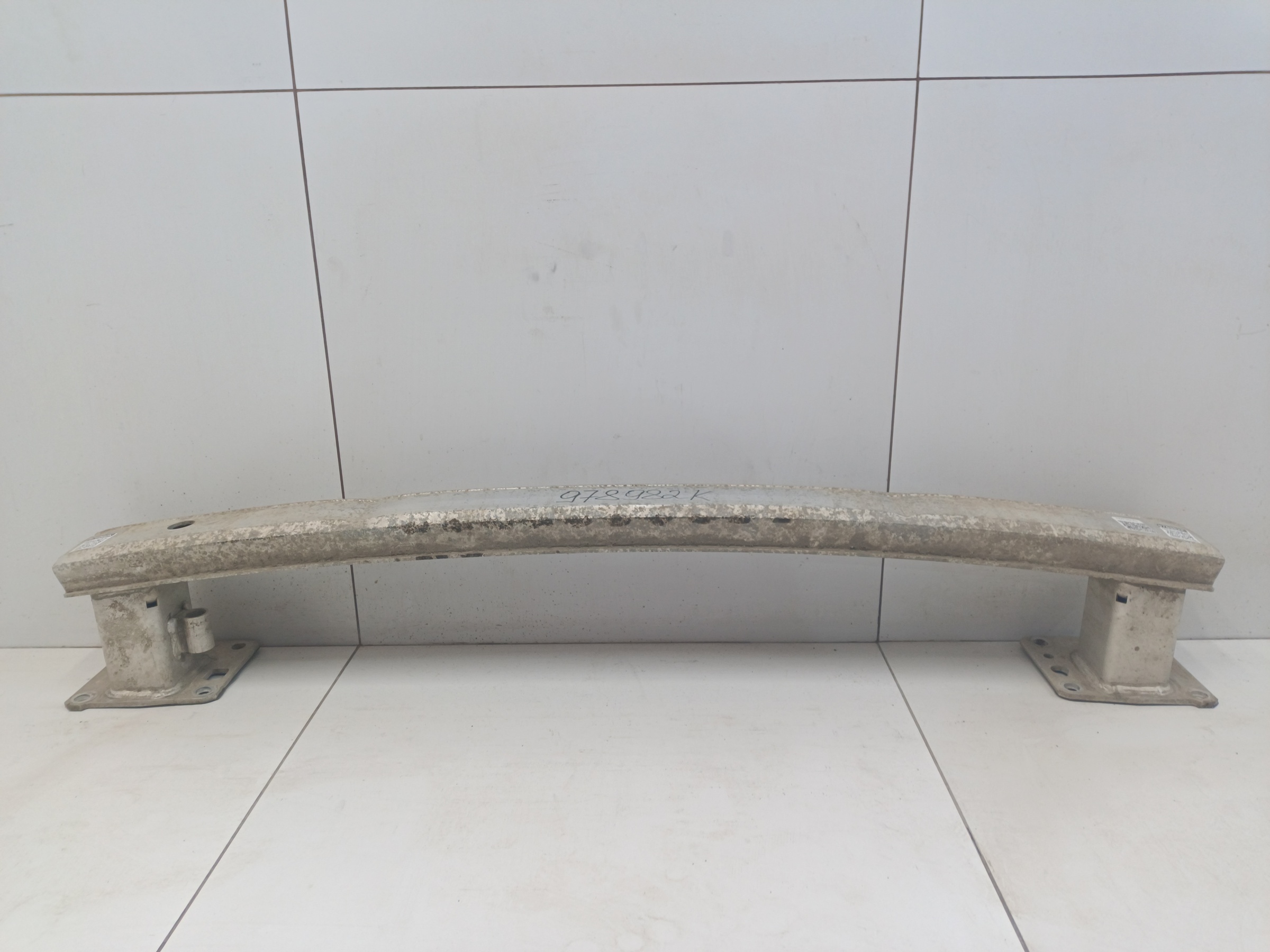 Усилитель заднего бампера Peugeot 3008 2