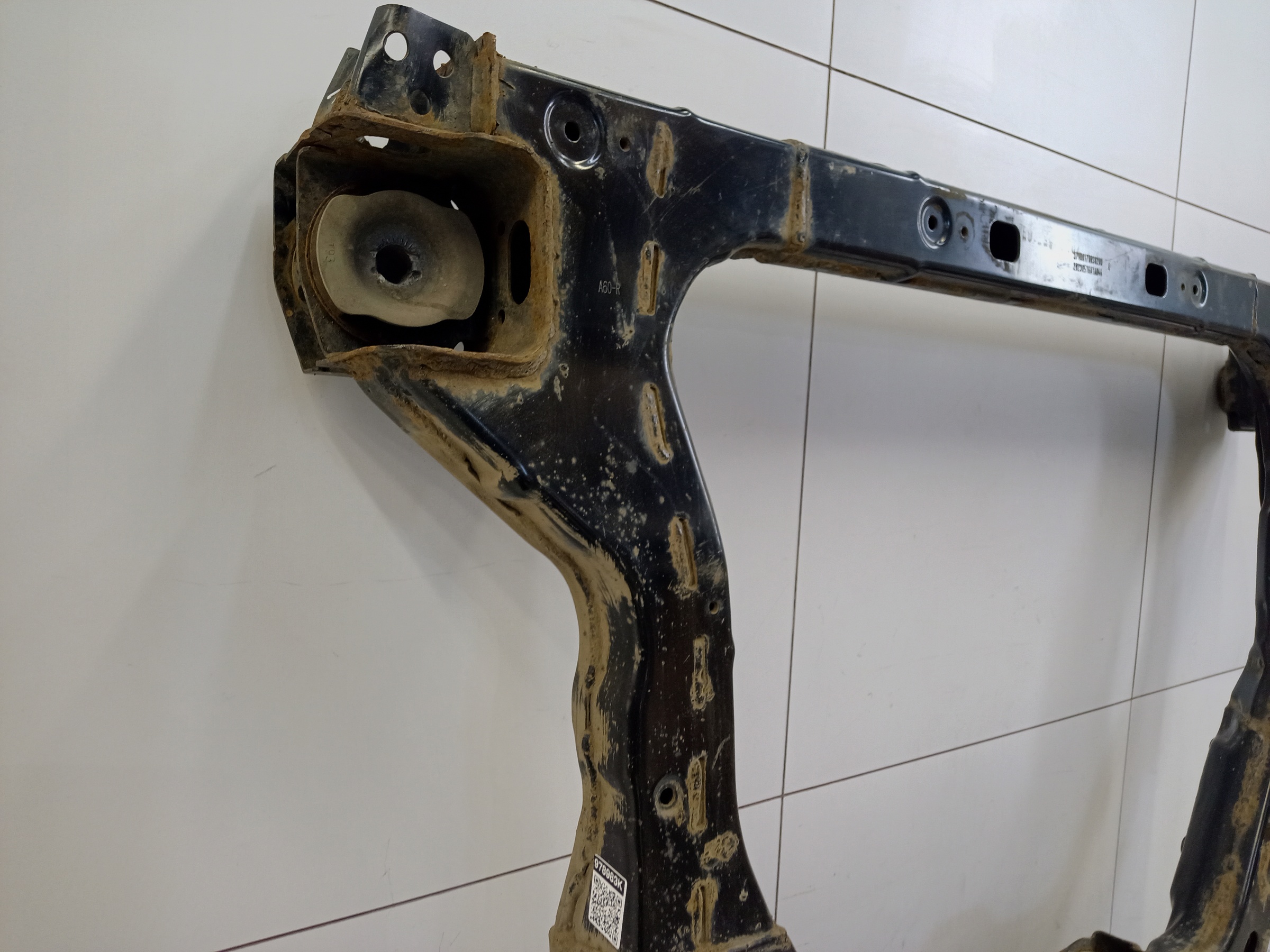 Подрамник передний GAC GS8 2