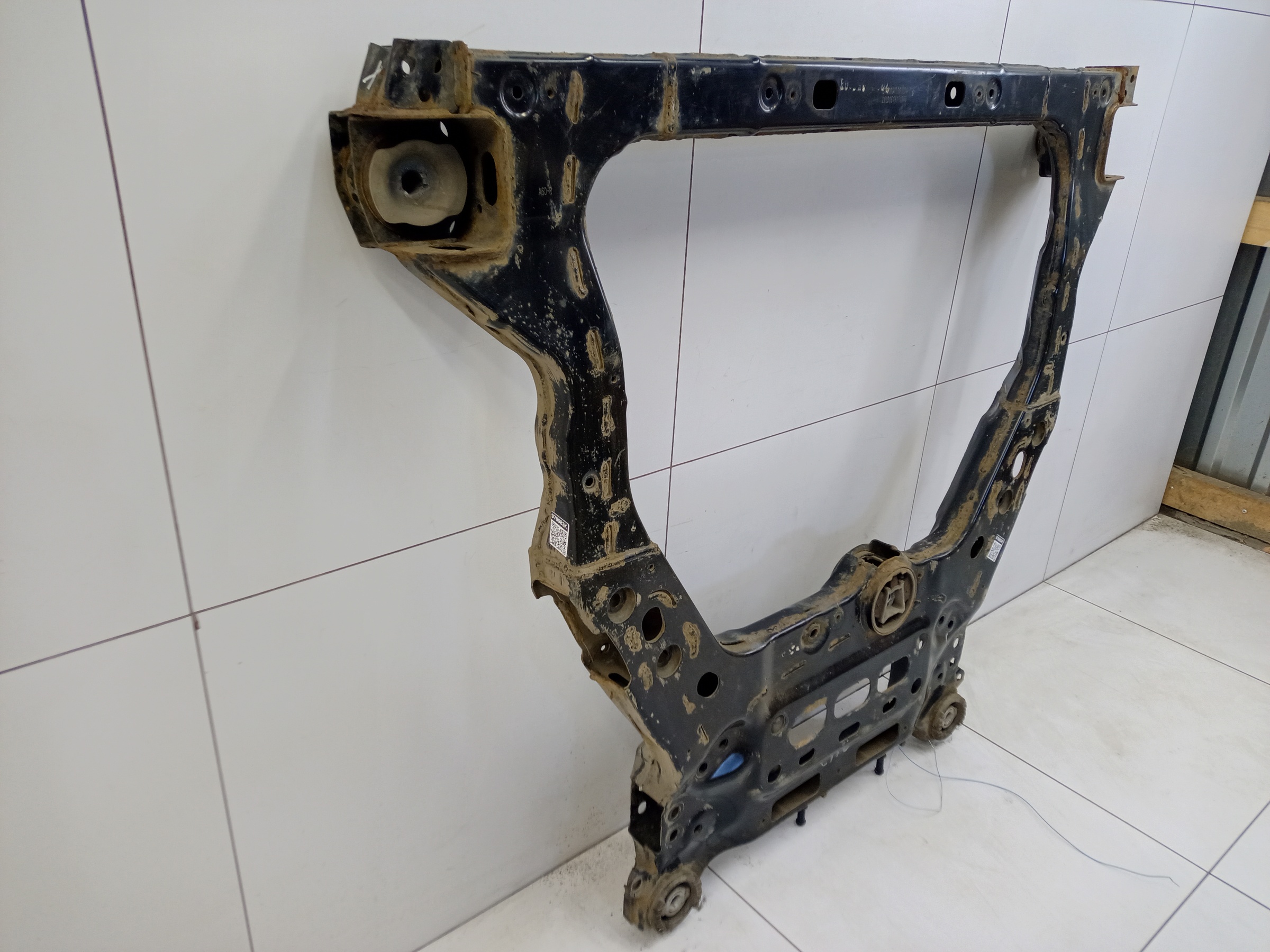 Подрамник передний GAC GS8 2