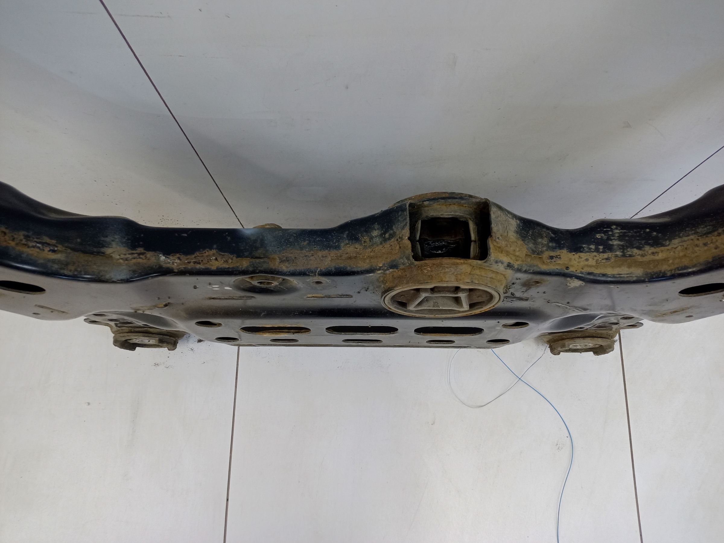 Подрамник передний GAC GS8 2