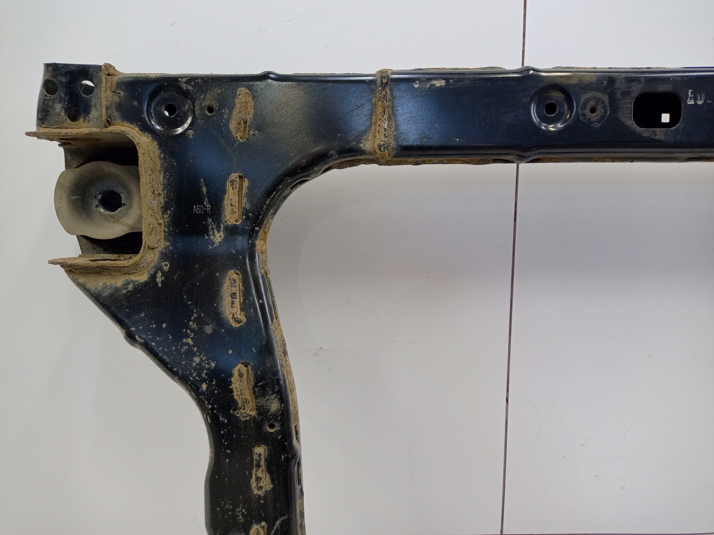 Подрамник передний GAC GS8 2