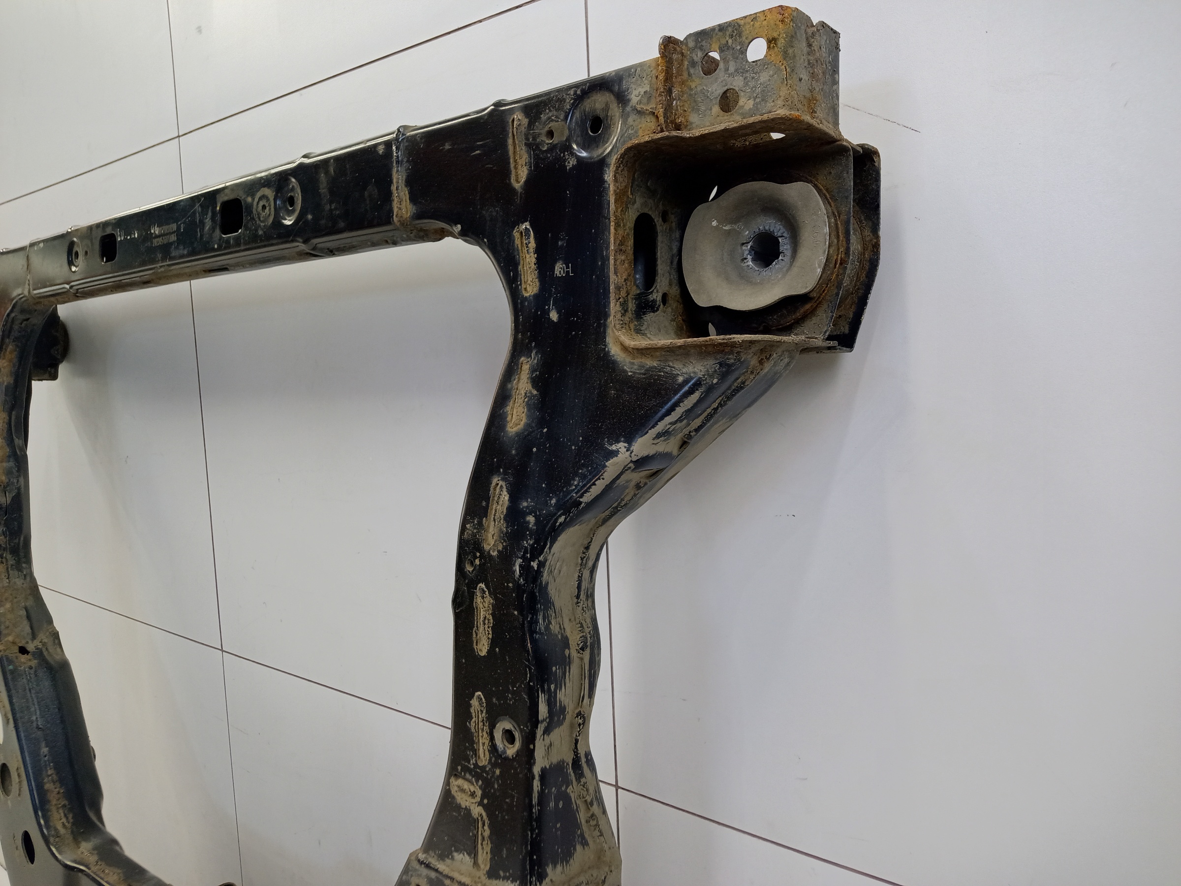 Подрамник передний GAC GS8 2