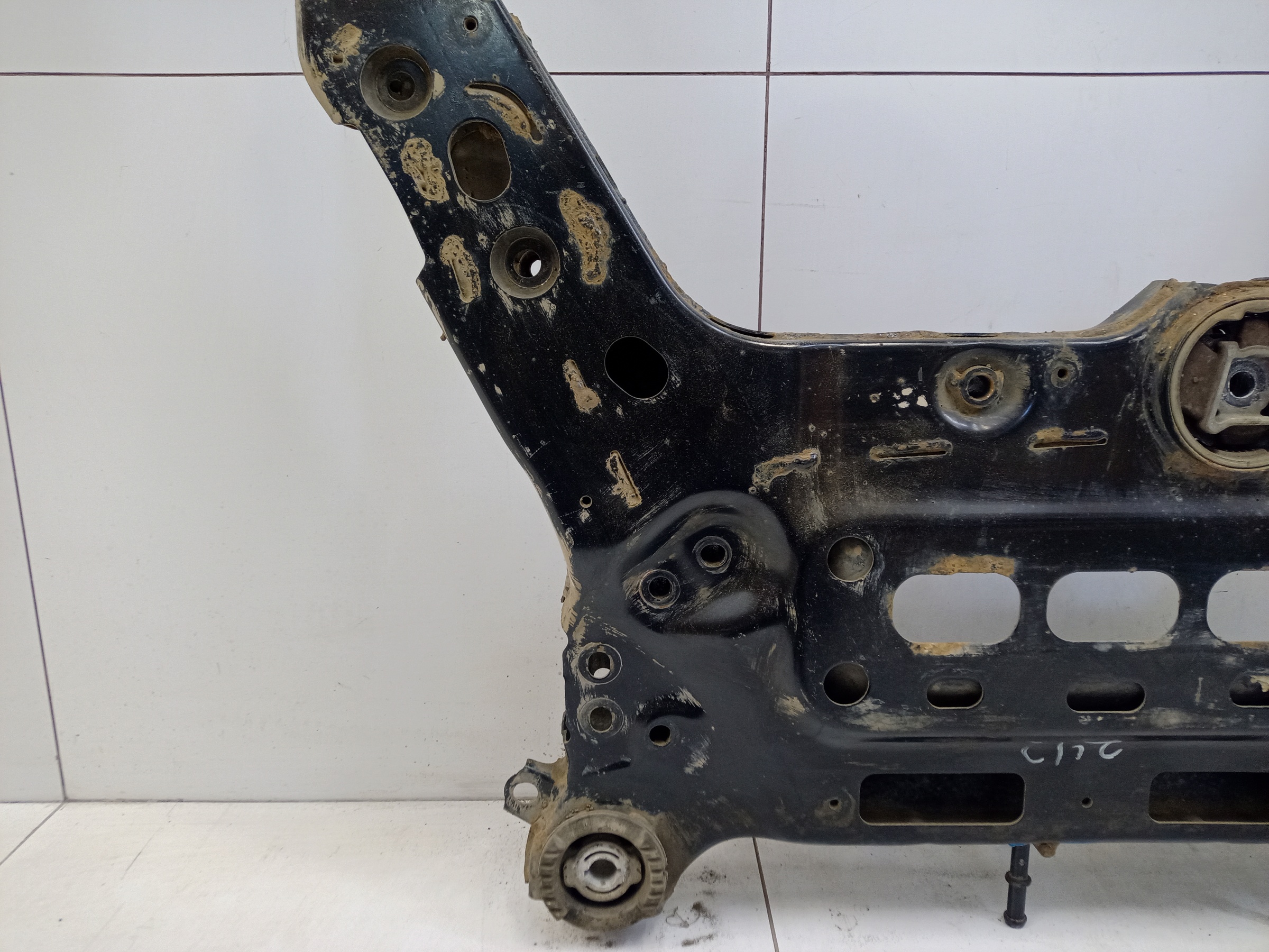 Подрамник передний GAC GS8 2