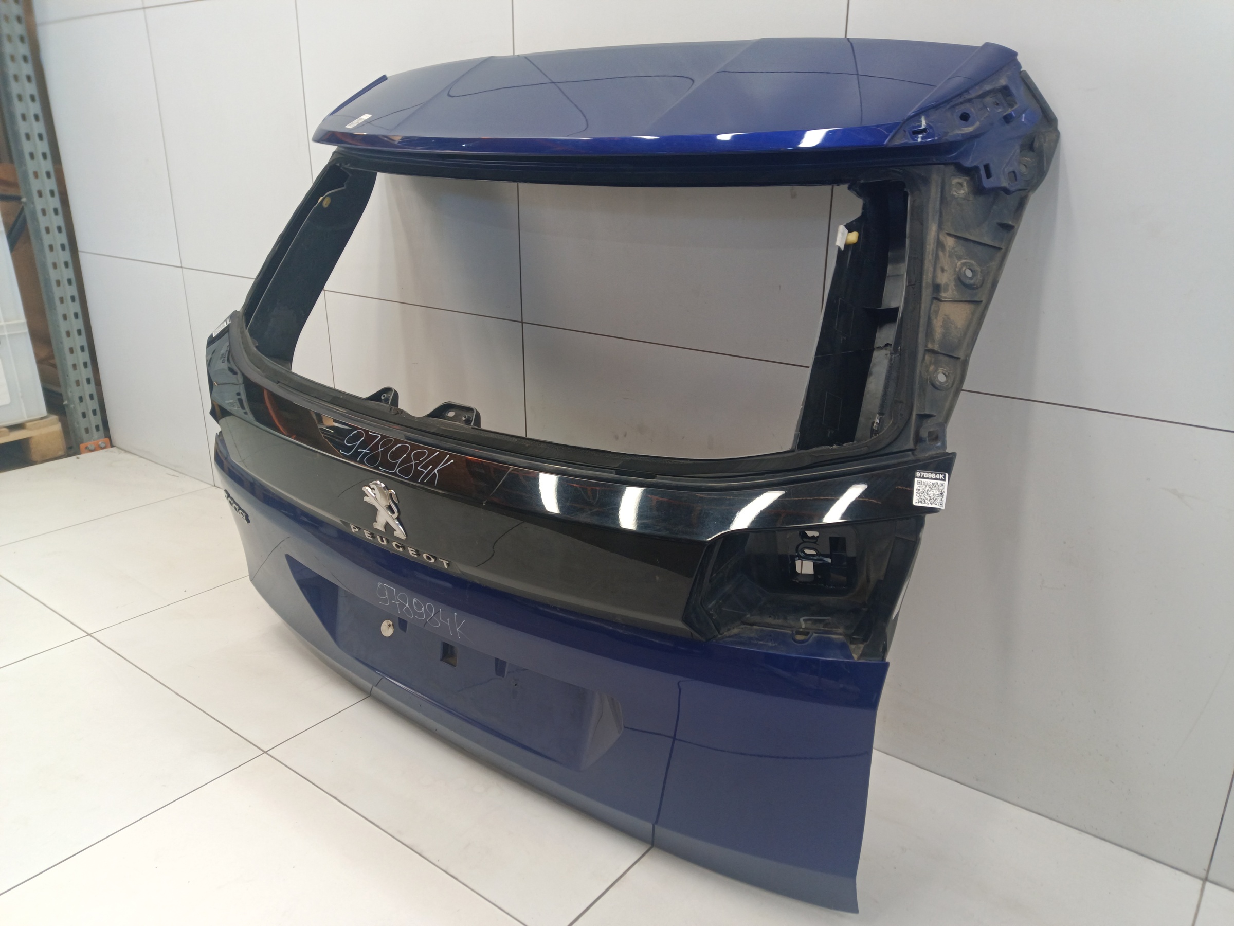 Крышка багажника Peugeot 3008 2