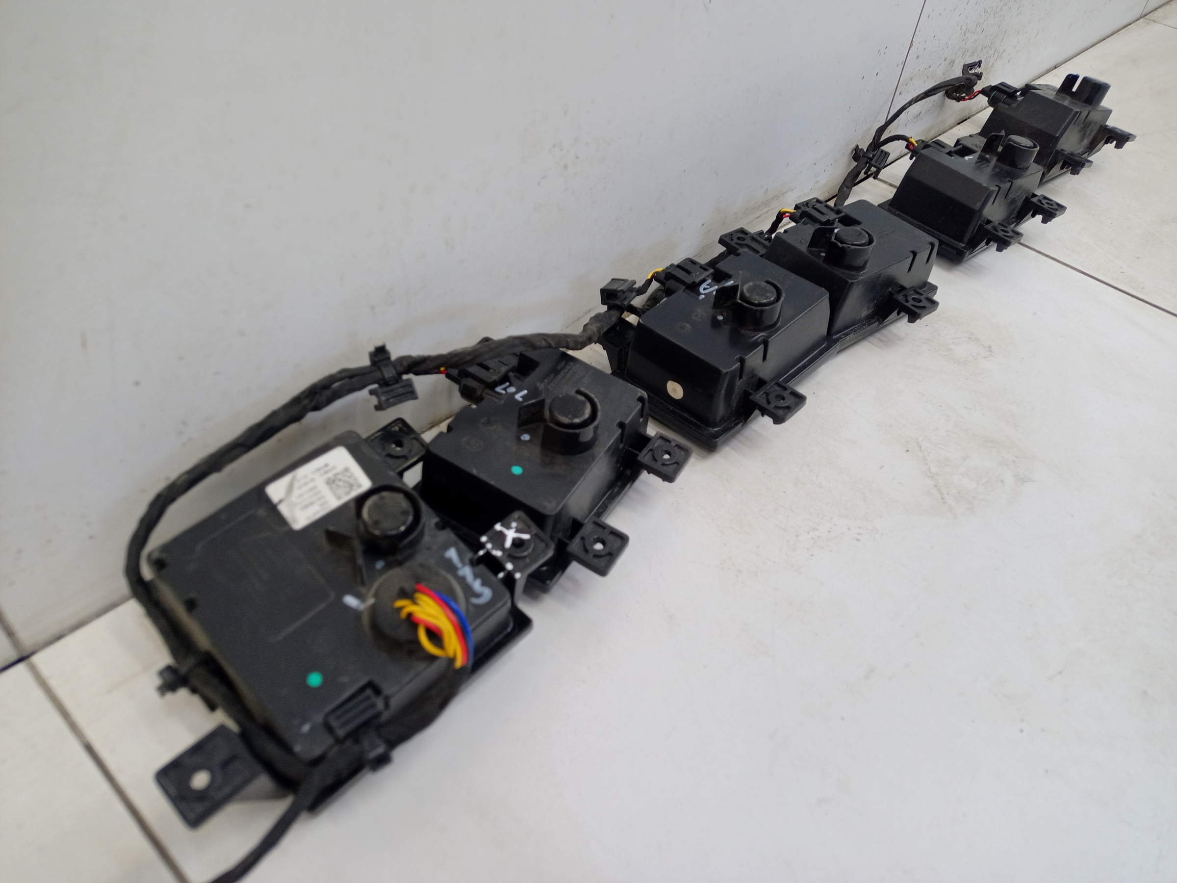 Эмблема решетки радиатора с подсветкой Jetour T2