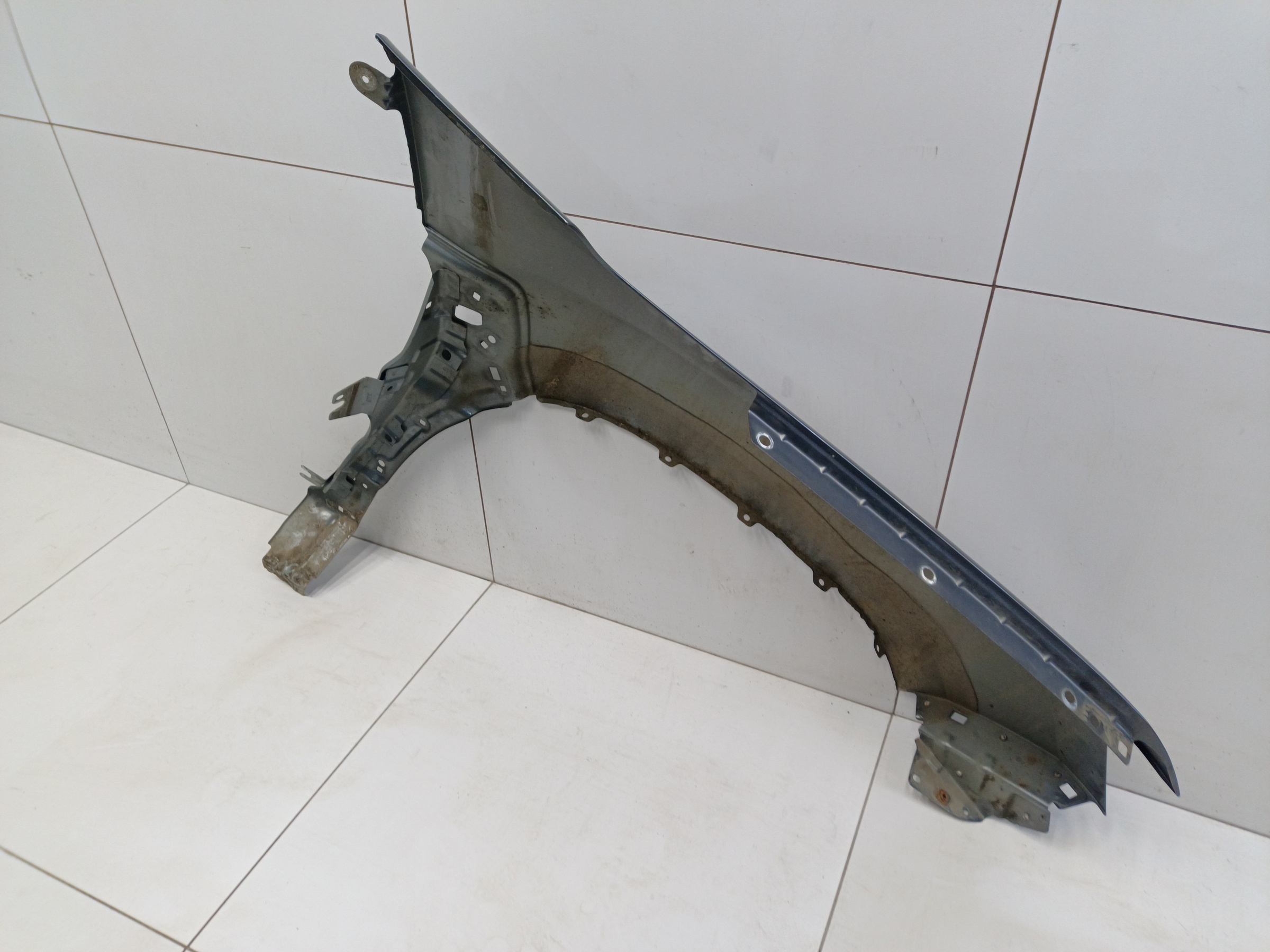 Крыло переднее левое Renault Duster 2