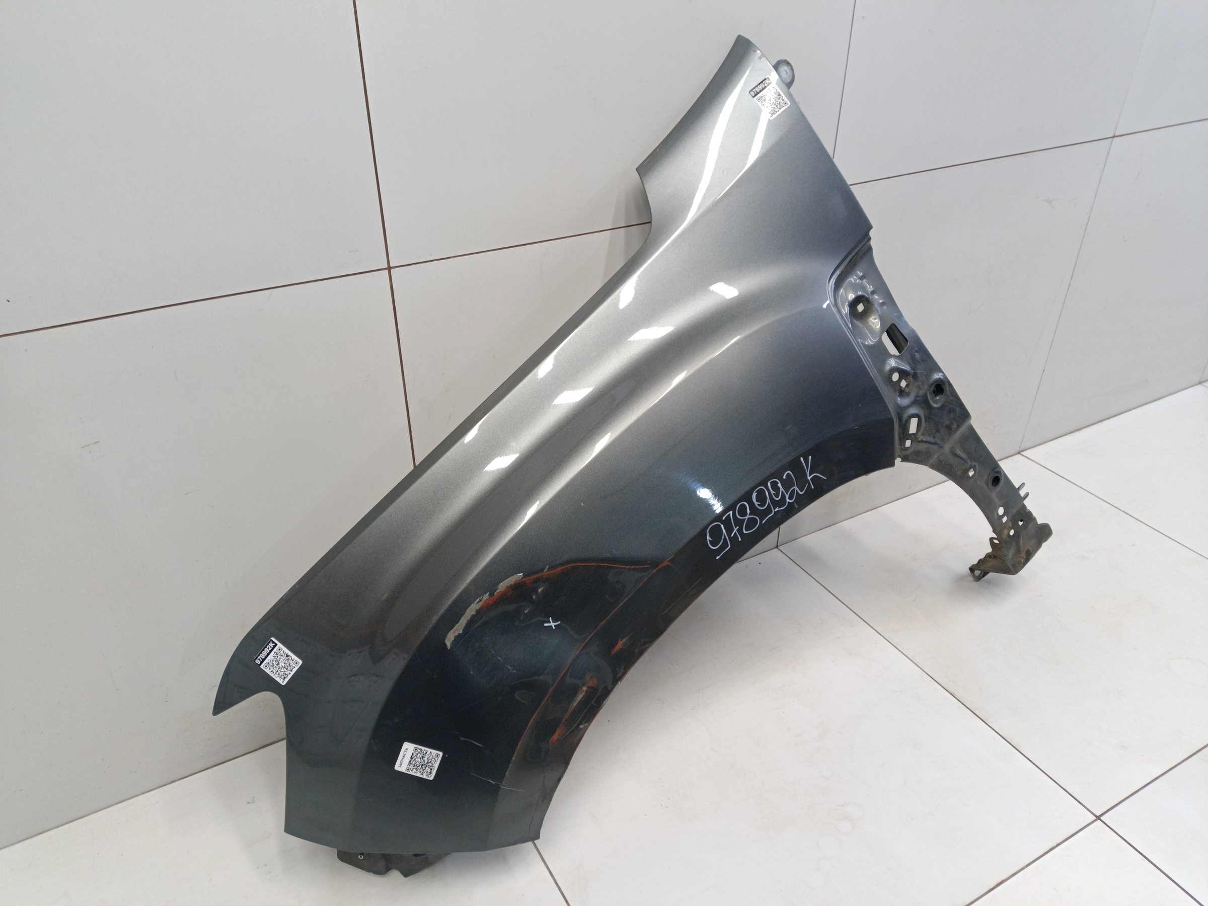 Крыло переднее левое Renault Duster 2