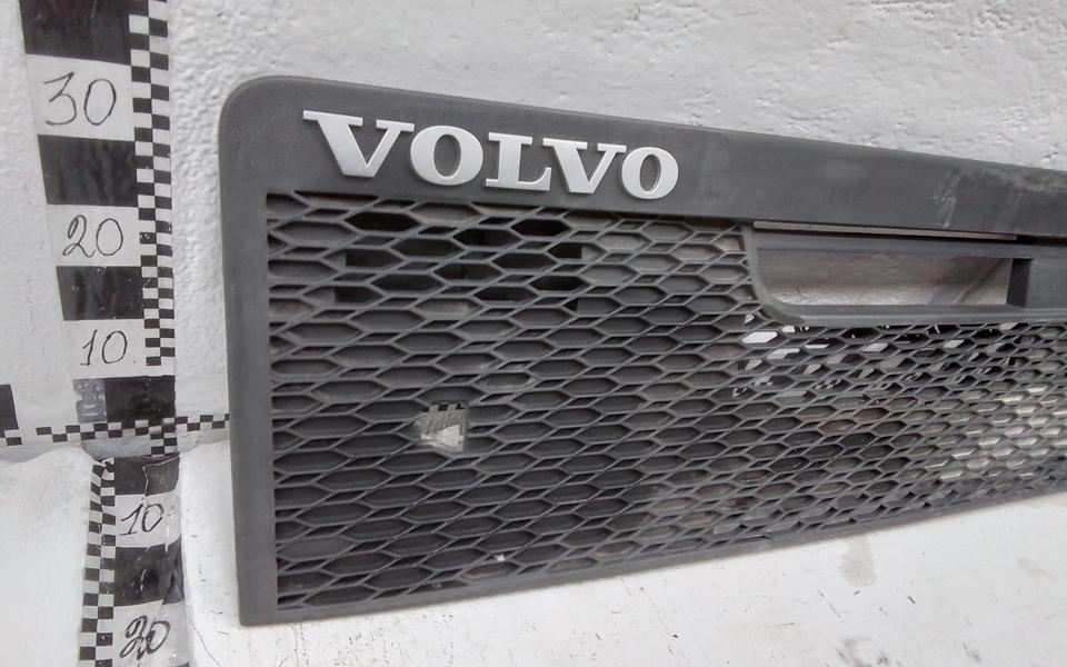 Решётка радиатора Volvo FH 4