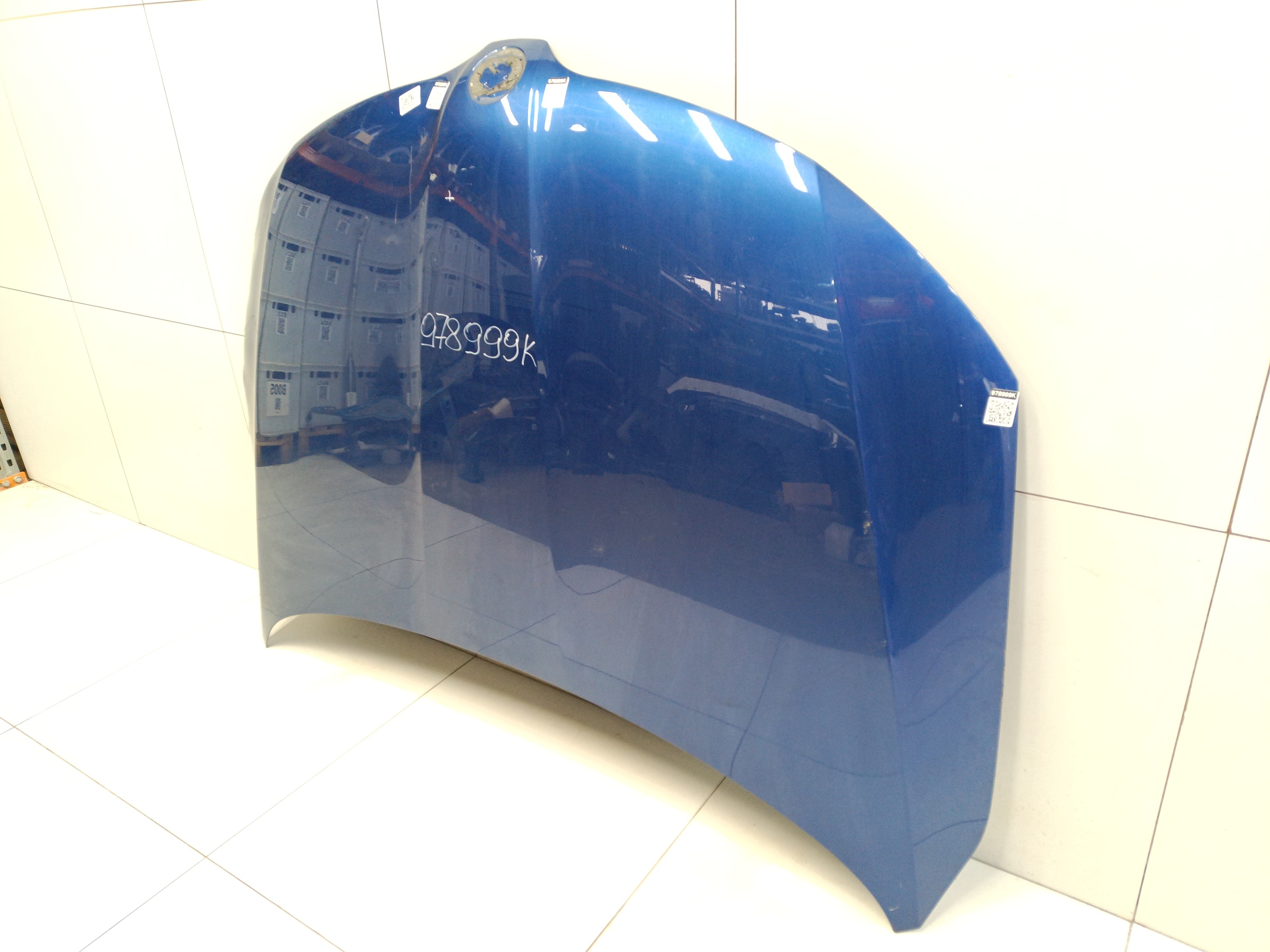 Капот Skoda Rapid 1