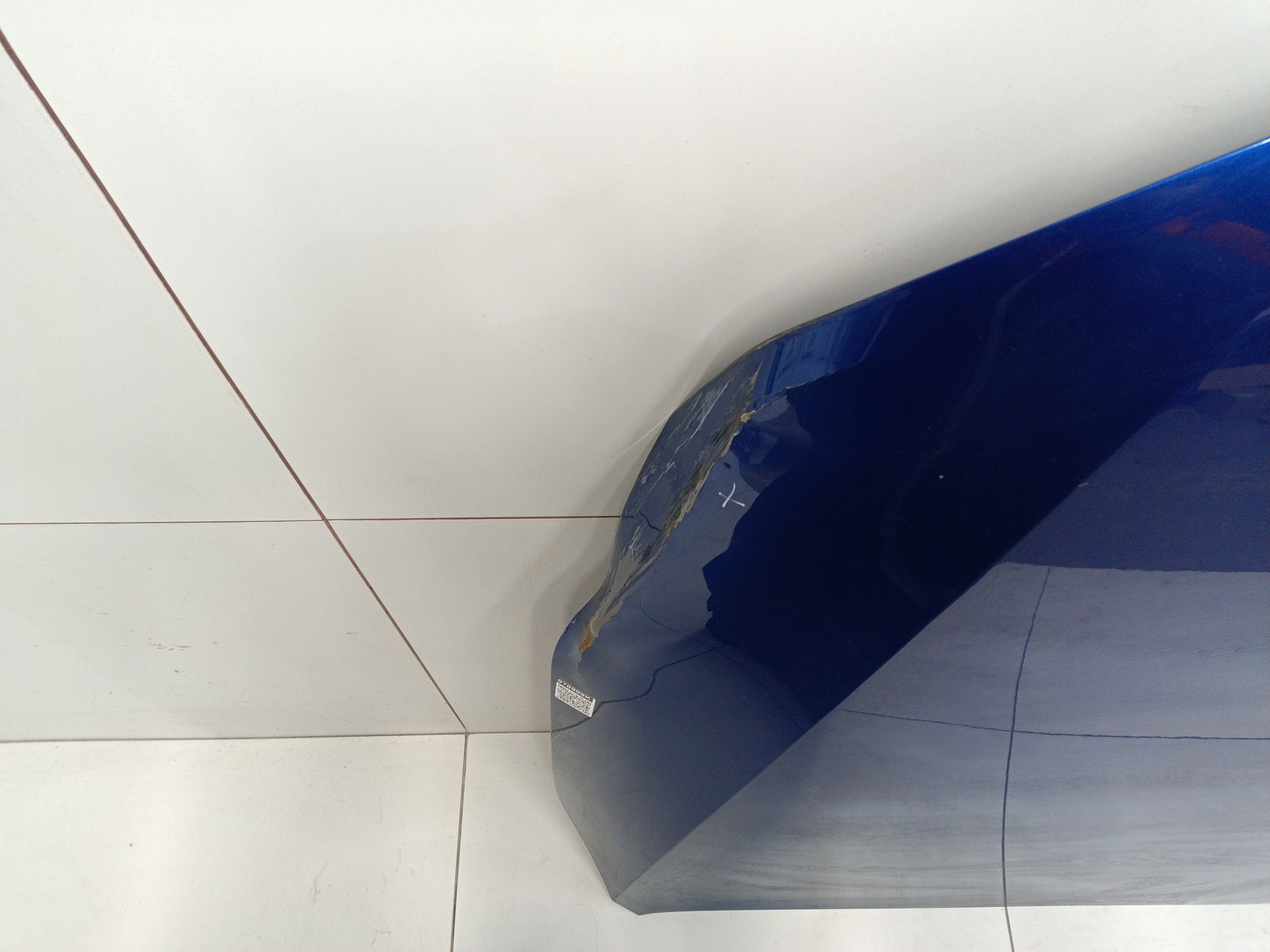 Капот Skoda Rapid 1