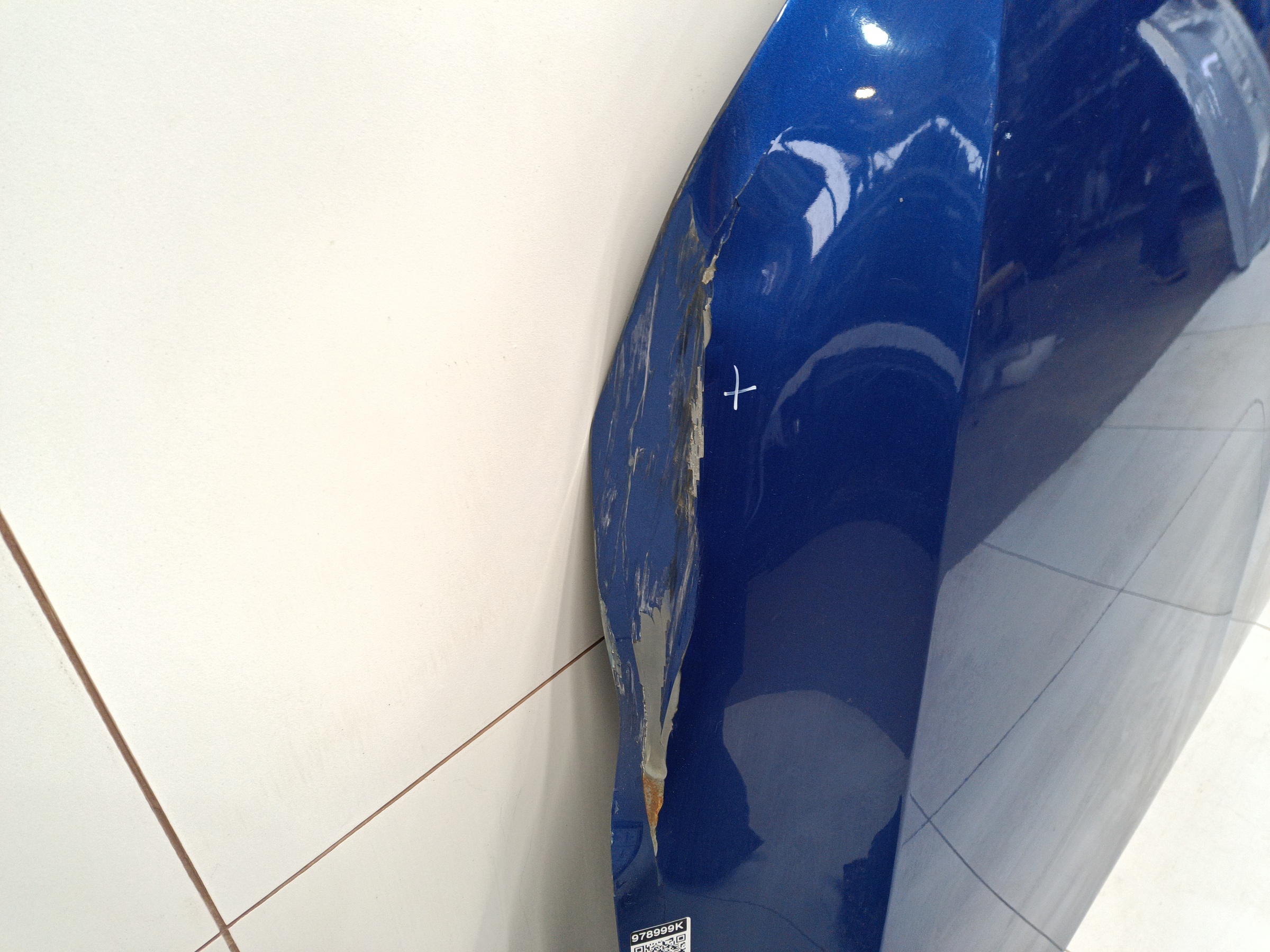 Капот Skoda Rapid 1