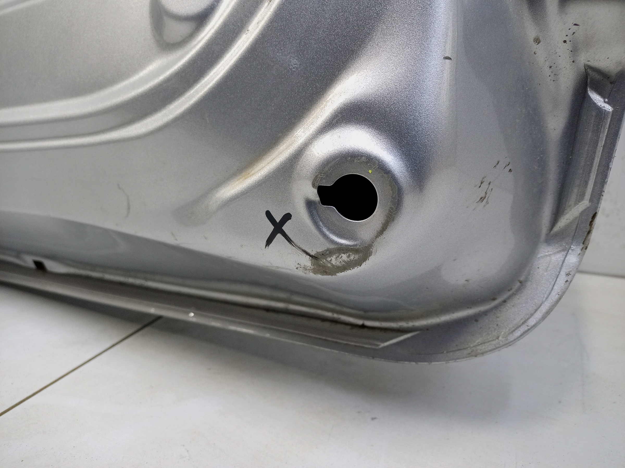 Крышка багажника Haval M6 2