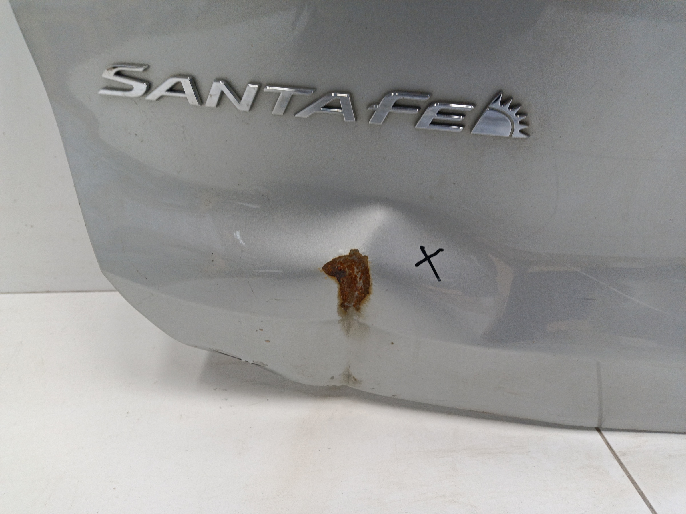Крышка багажника Hyundai Santa Fe 4
