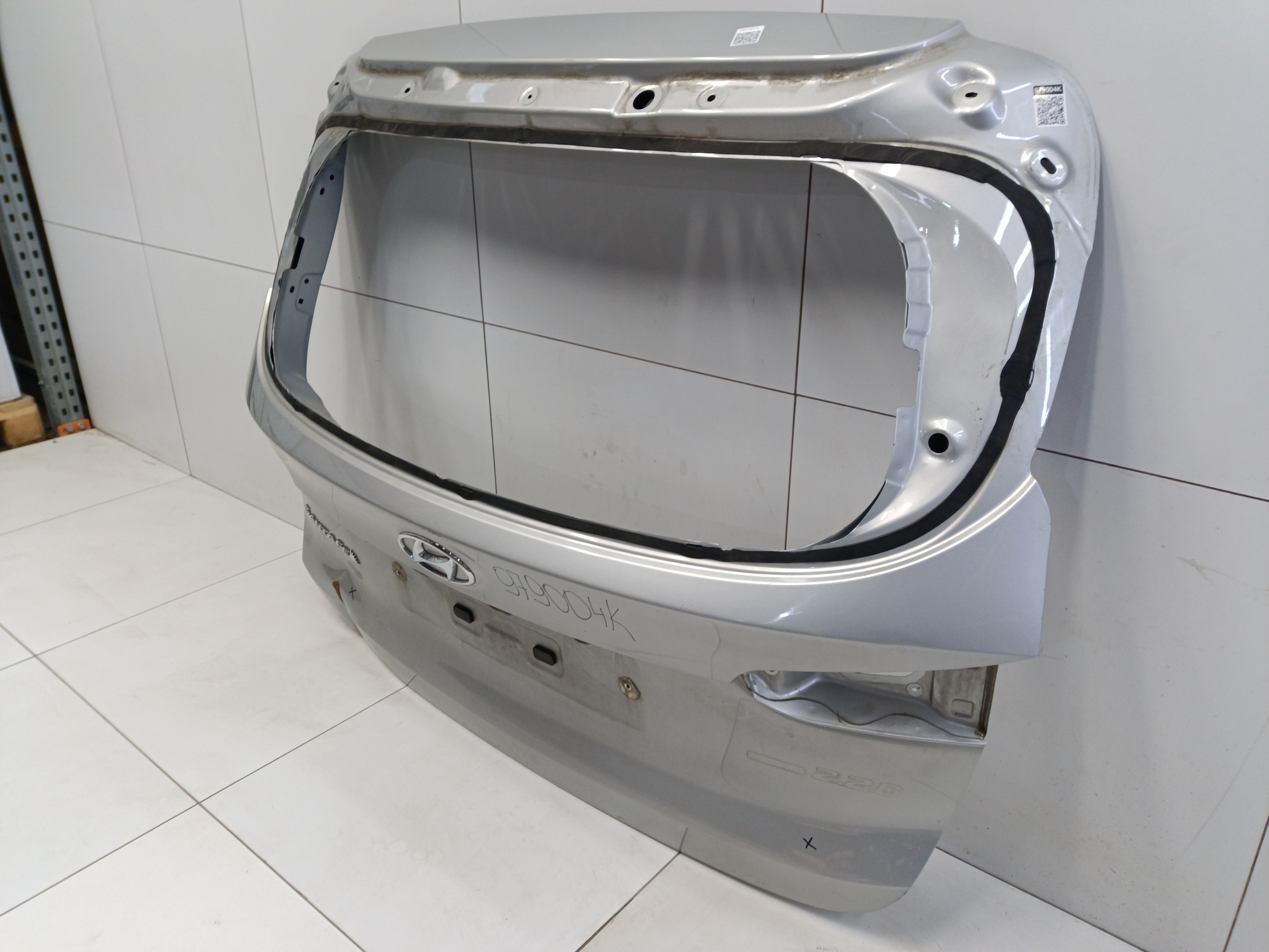 Крышка багажника Hyundai Santa Fe 4
