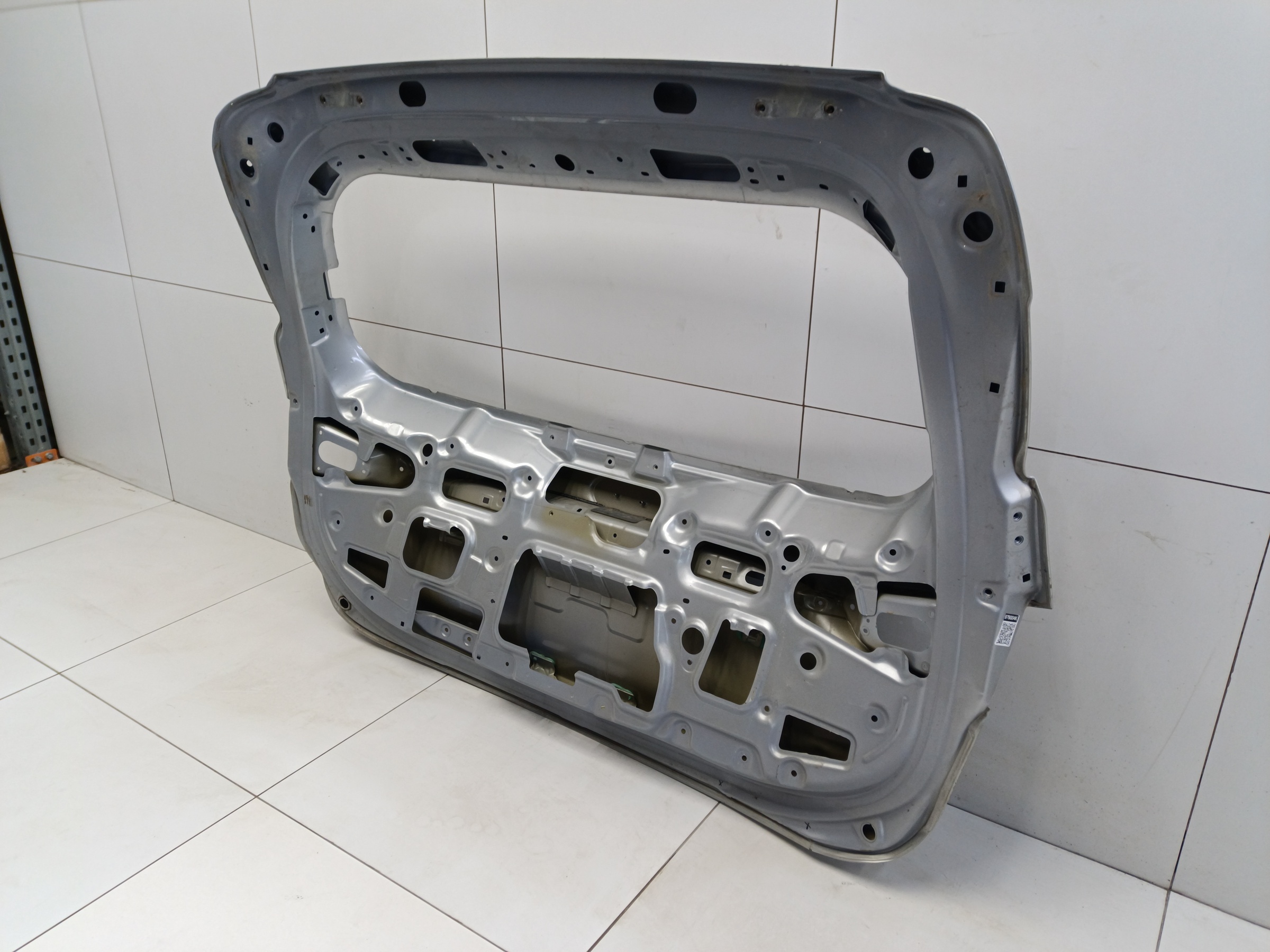 Крышка багажника Hyundai Santa Fe 4