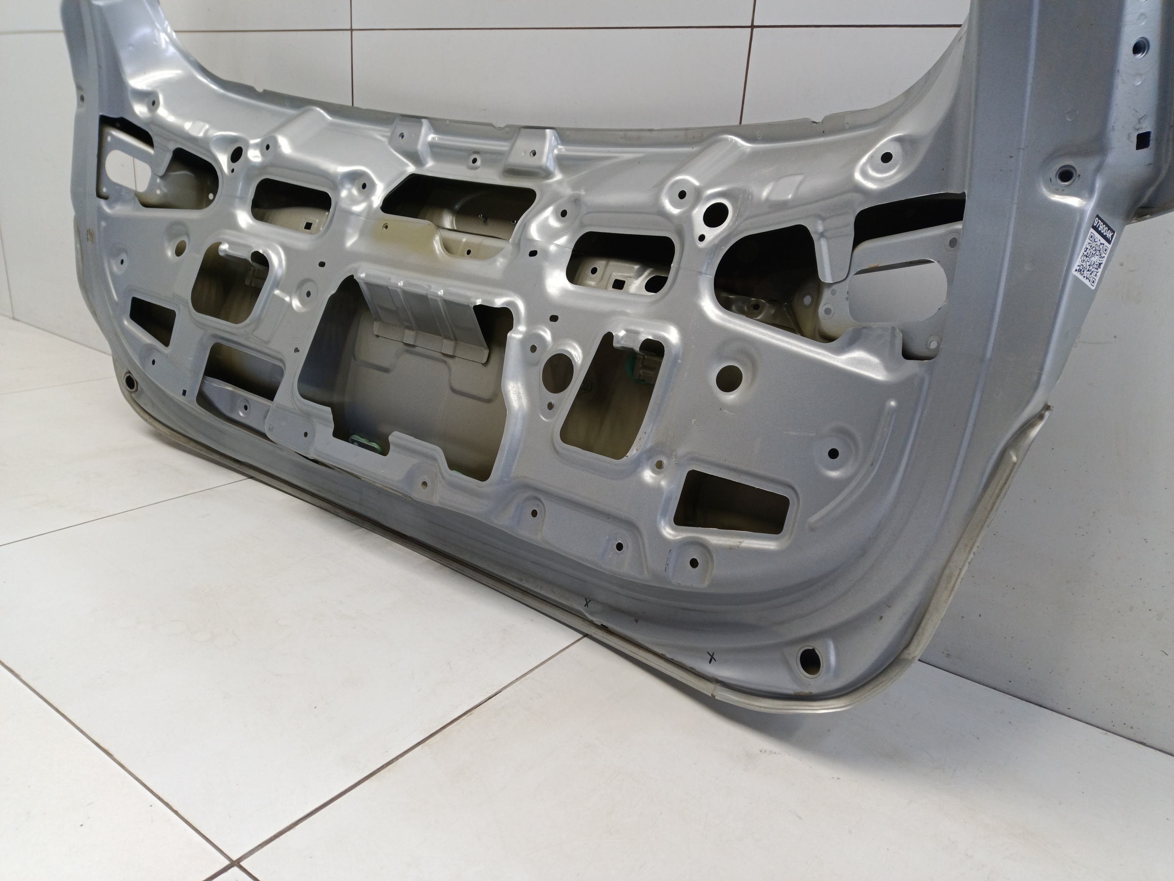 Крышка багажника Hyundai Santa Fe 4