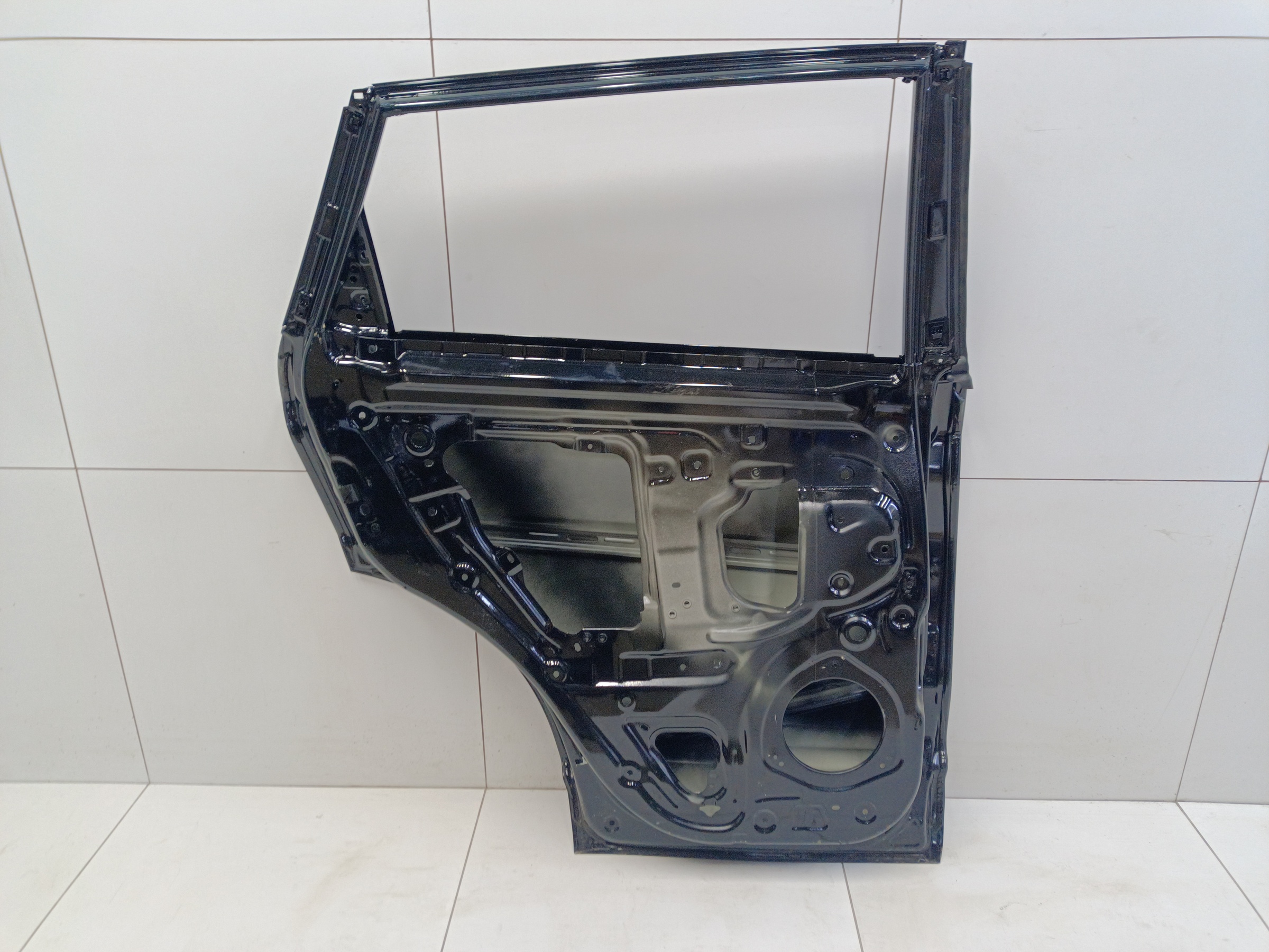 Дверь задняя левая Geely Coolray