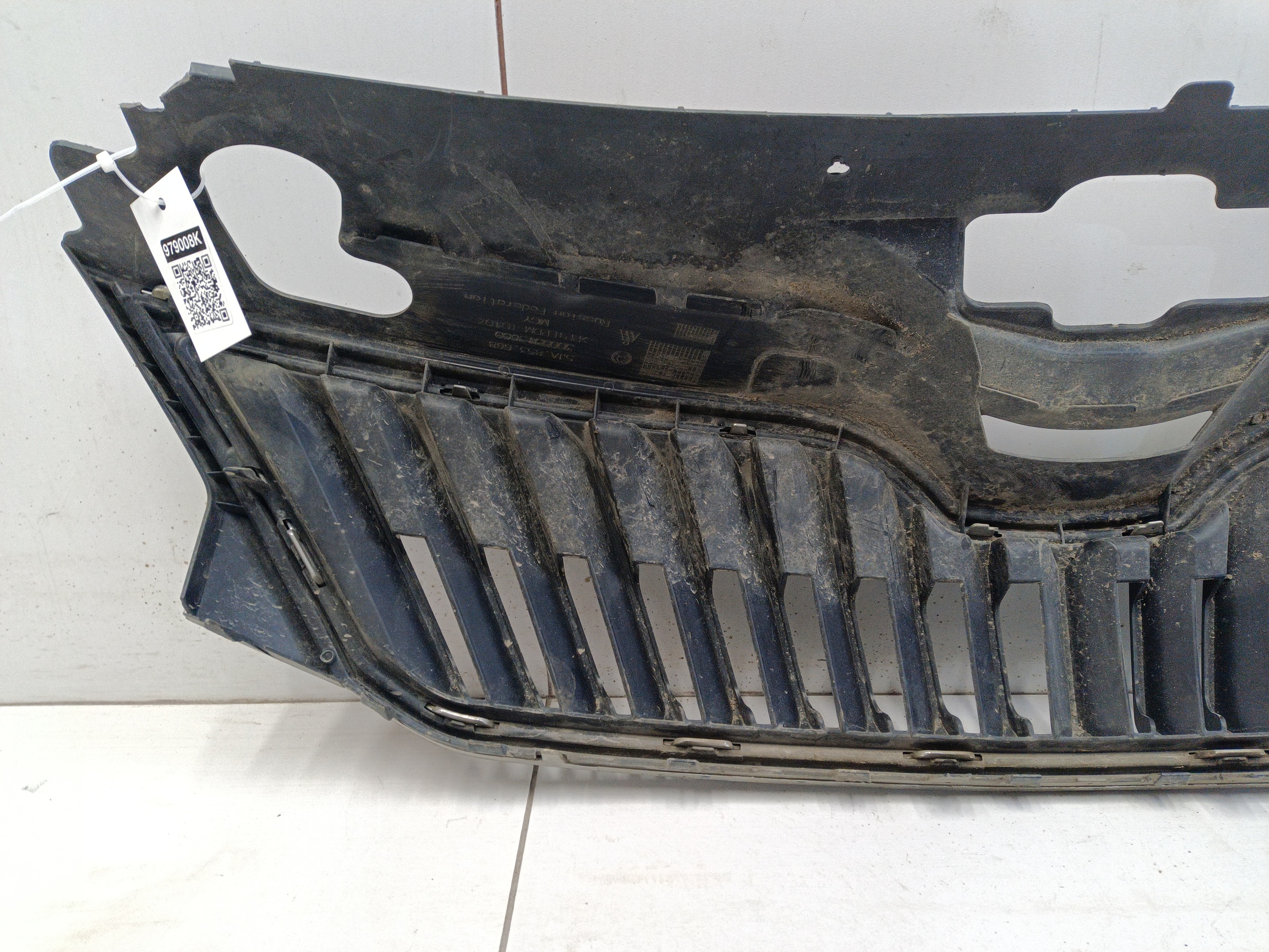 Решетка радиатора Skoda Rapid 1