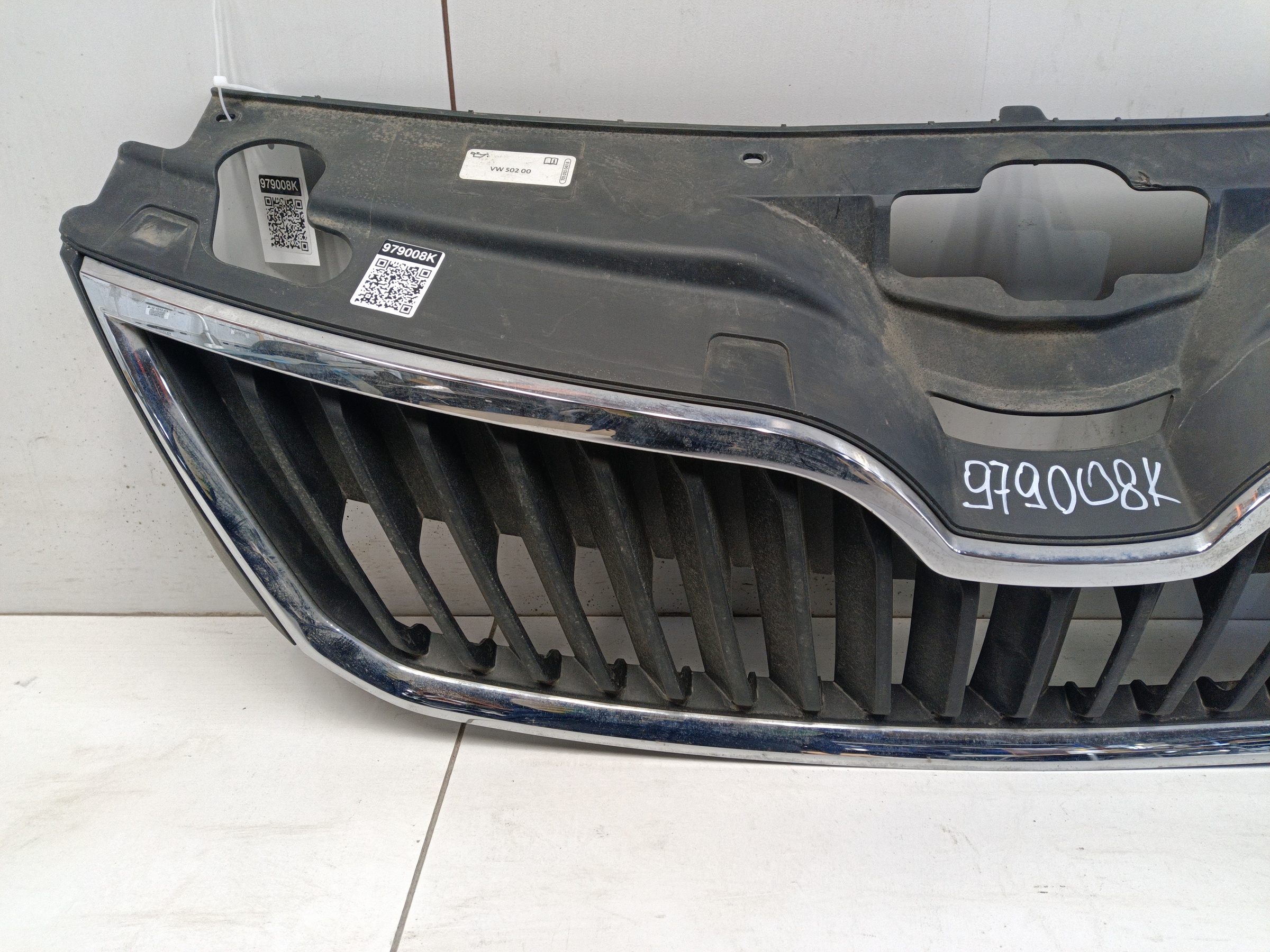 Решетка радиатора Skoda Rapid 1