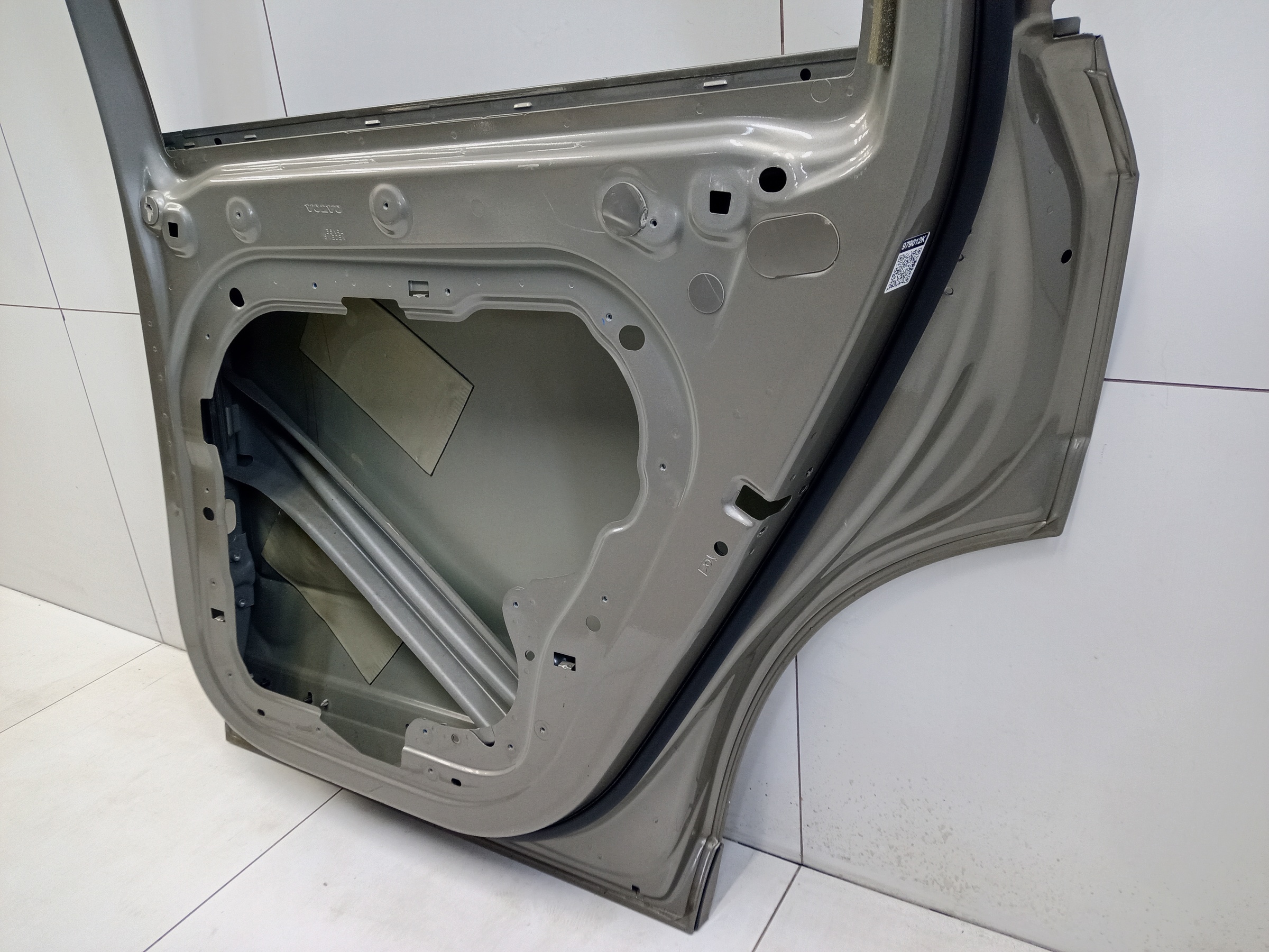 Дверь задняя правая Volvo XC90 2