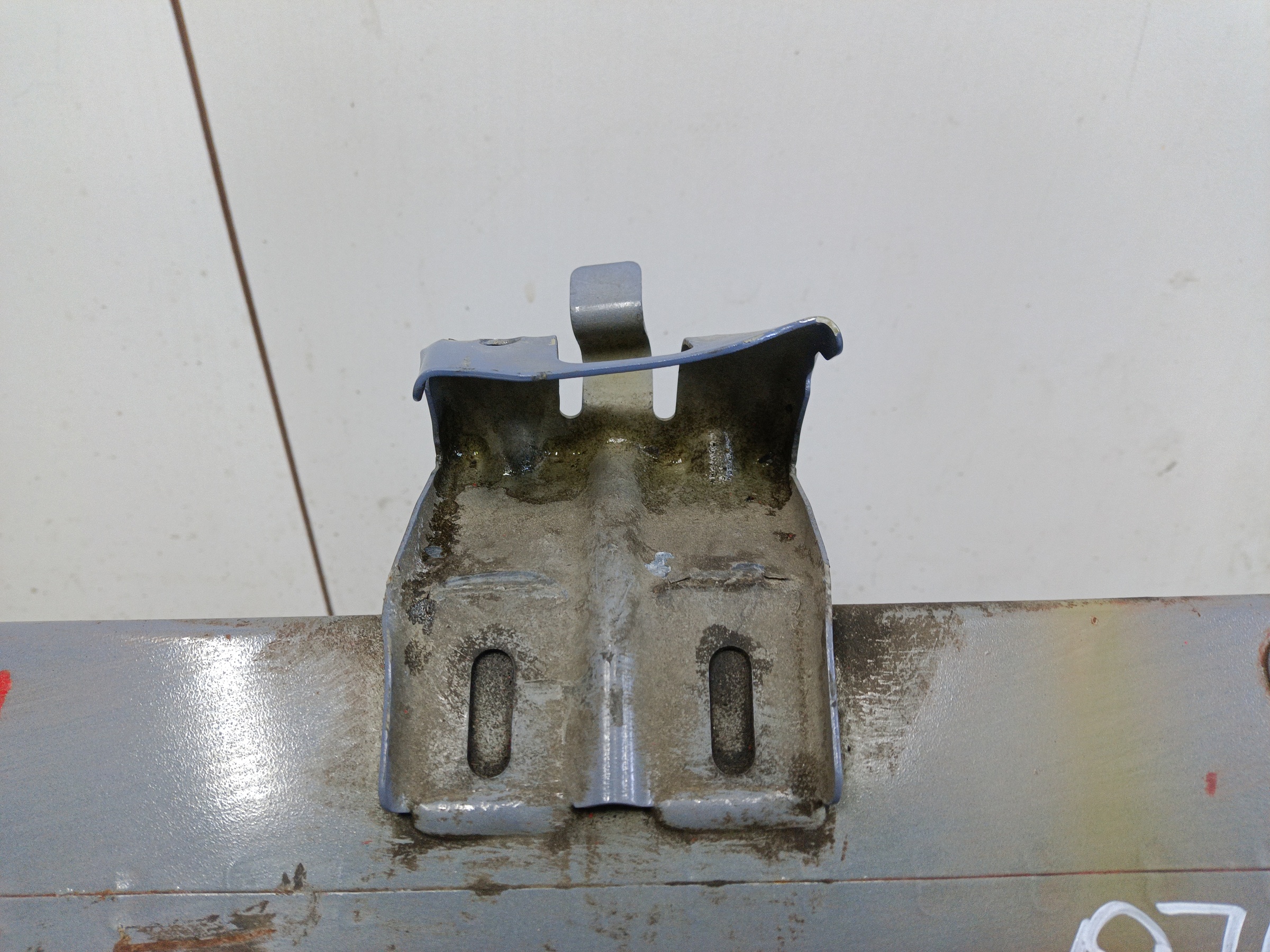 Усилитель переднего бампера Haval Jolion