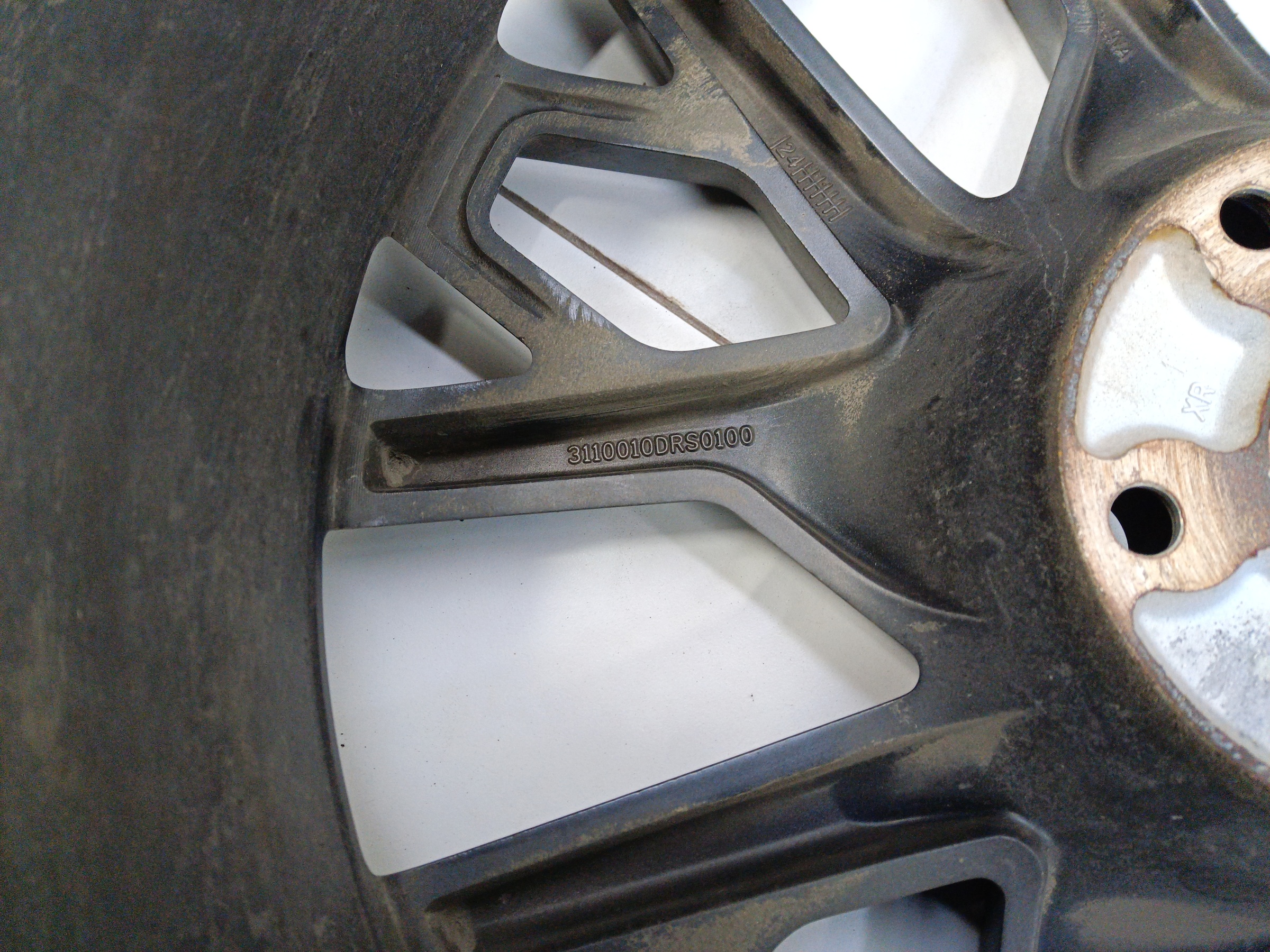 Диск колеса литой GAC GS8 2 R20