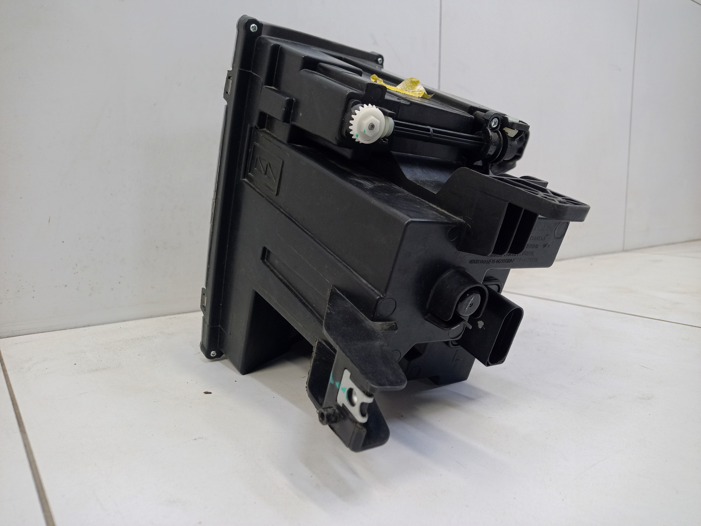 Фара передняя левая Jetour Dashing LED