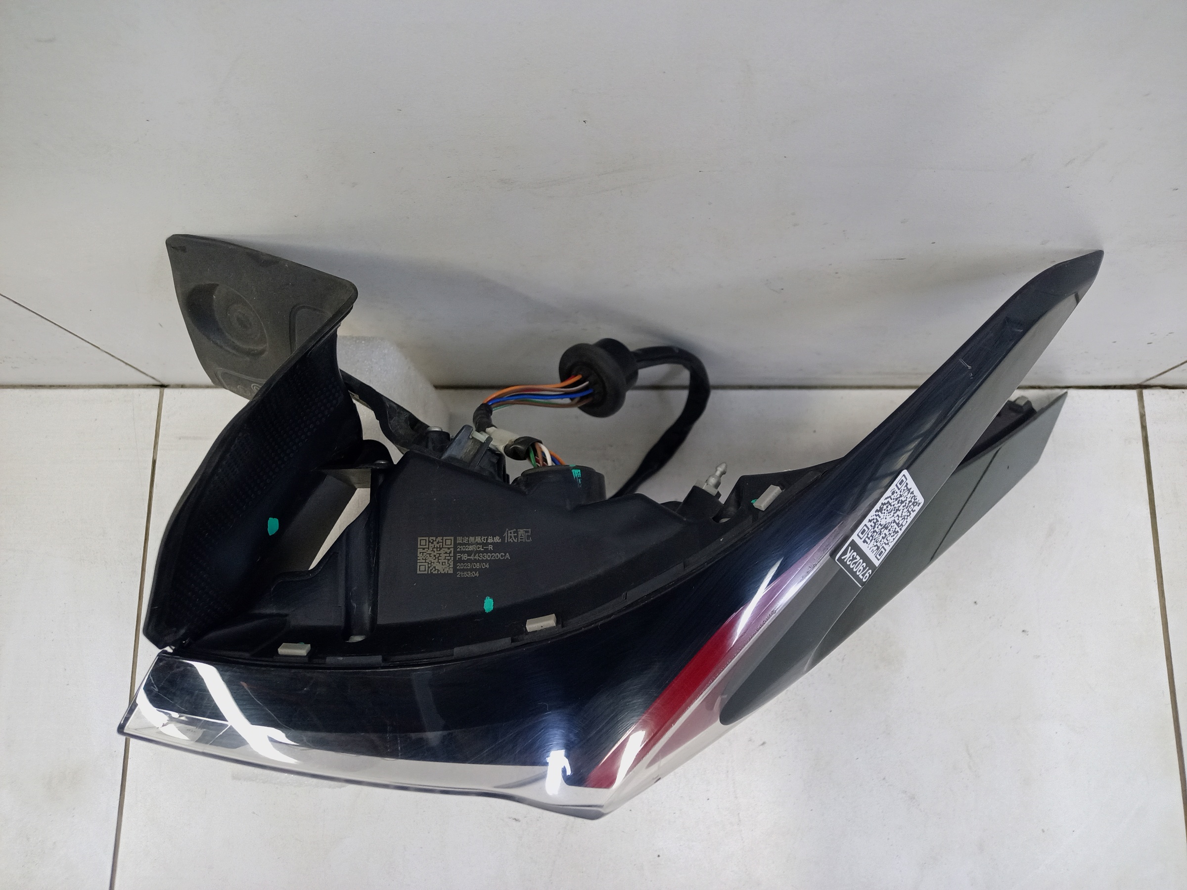 Фонарь задний правый наружный Jetour Dashing