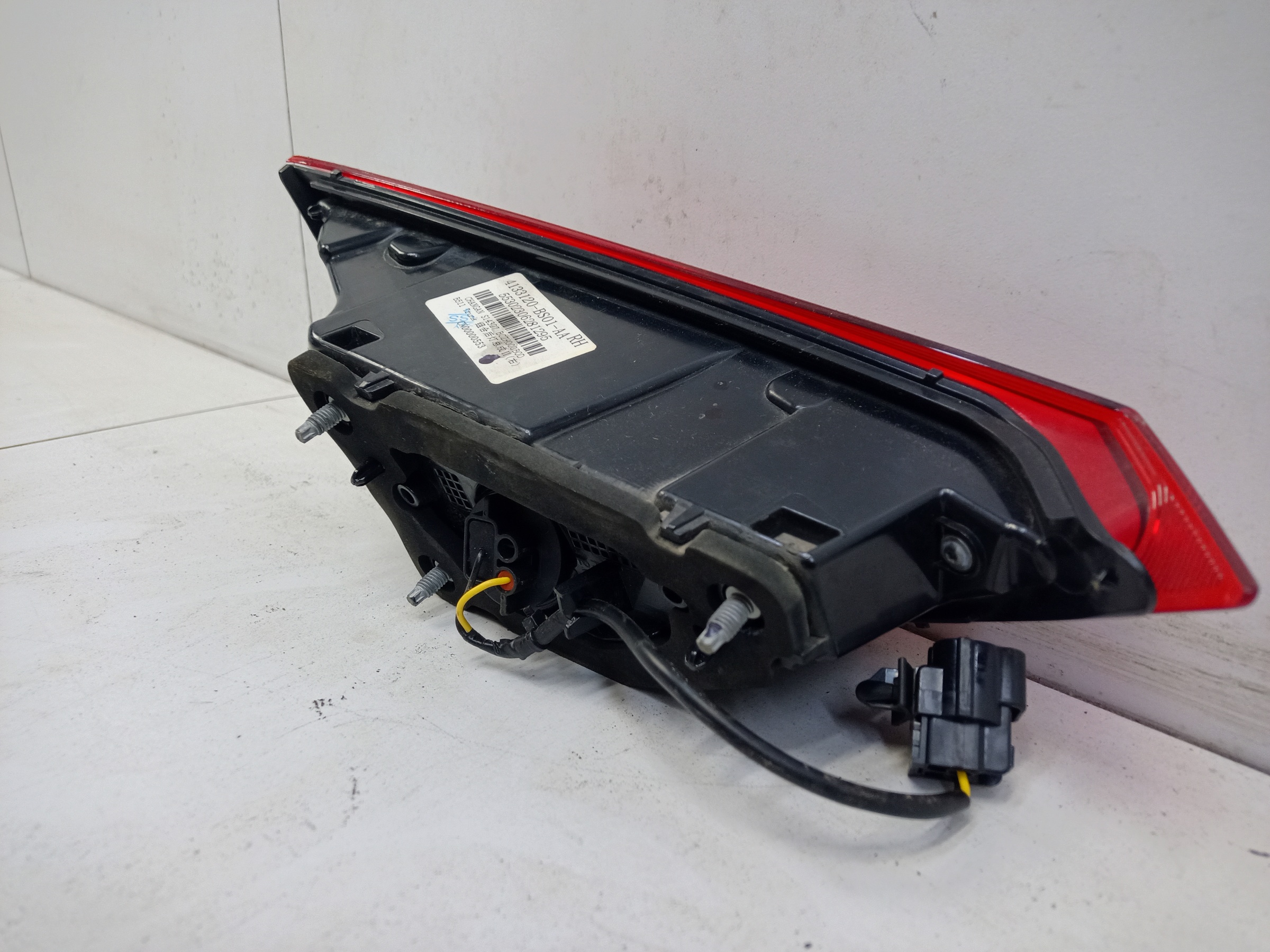 Фонарь задний правый внутренний Changan Alsvin