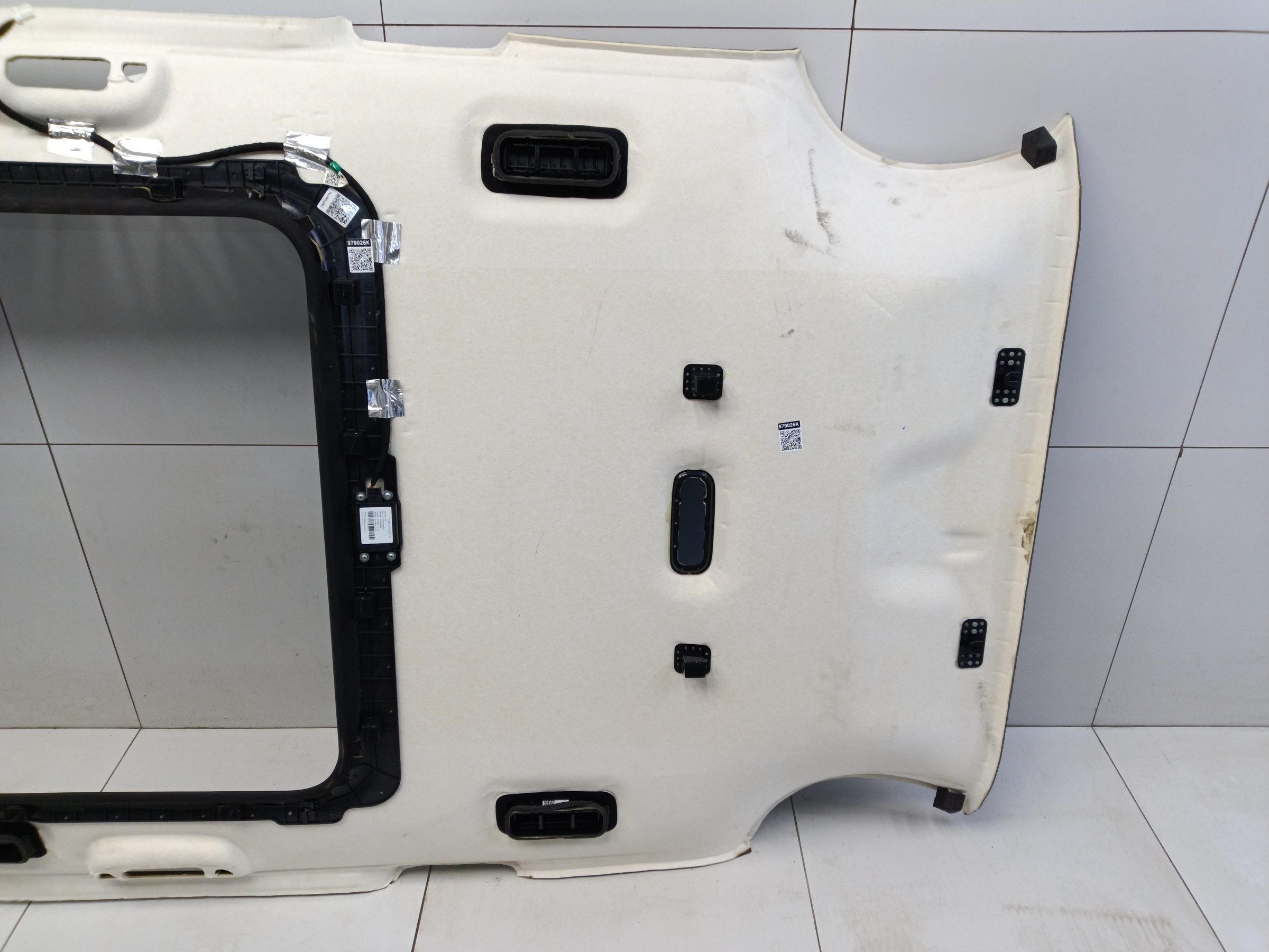 Обшивка крыши " потолок " Gac GS8 2