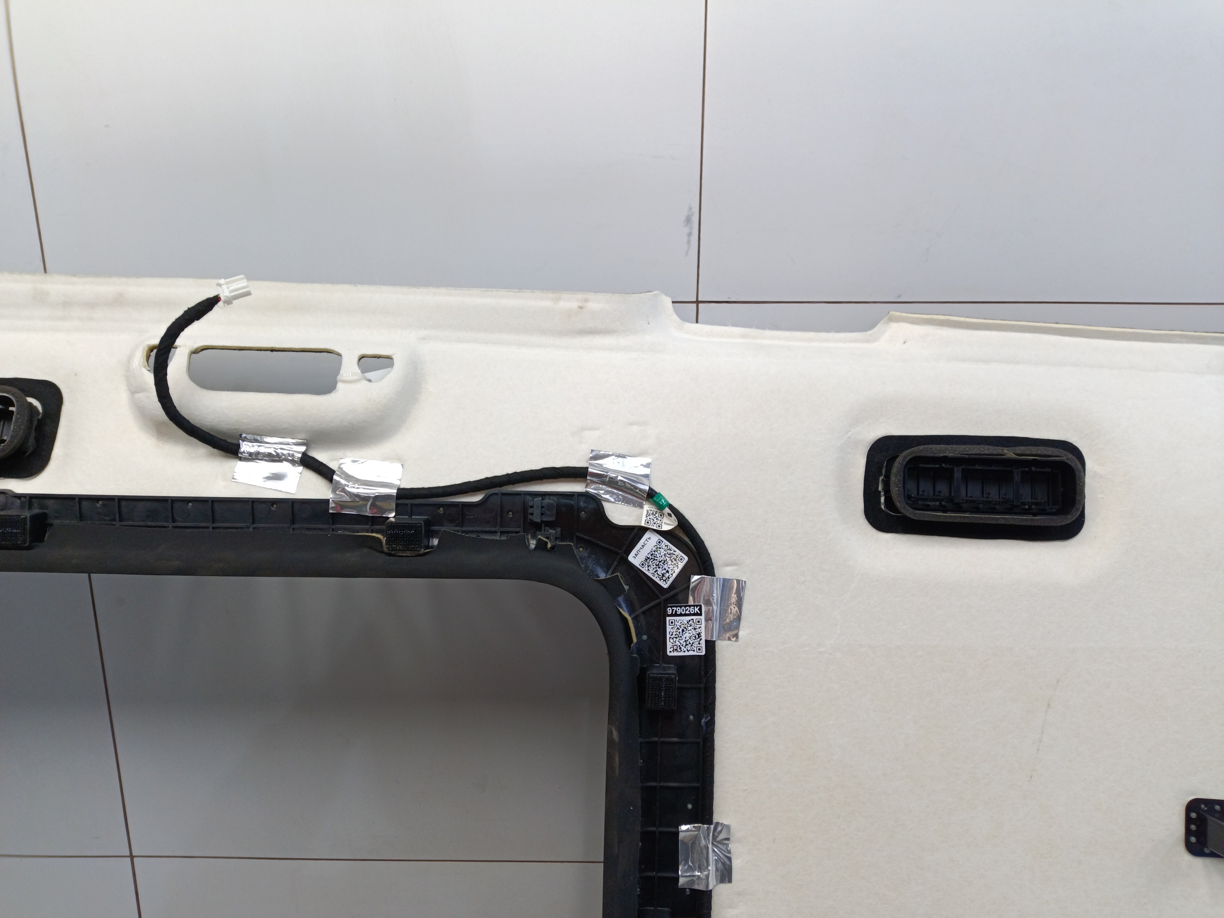 Обшивка крыши " потолок " Gac GS8 2