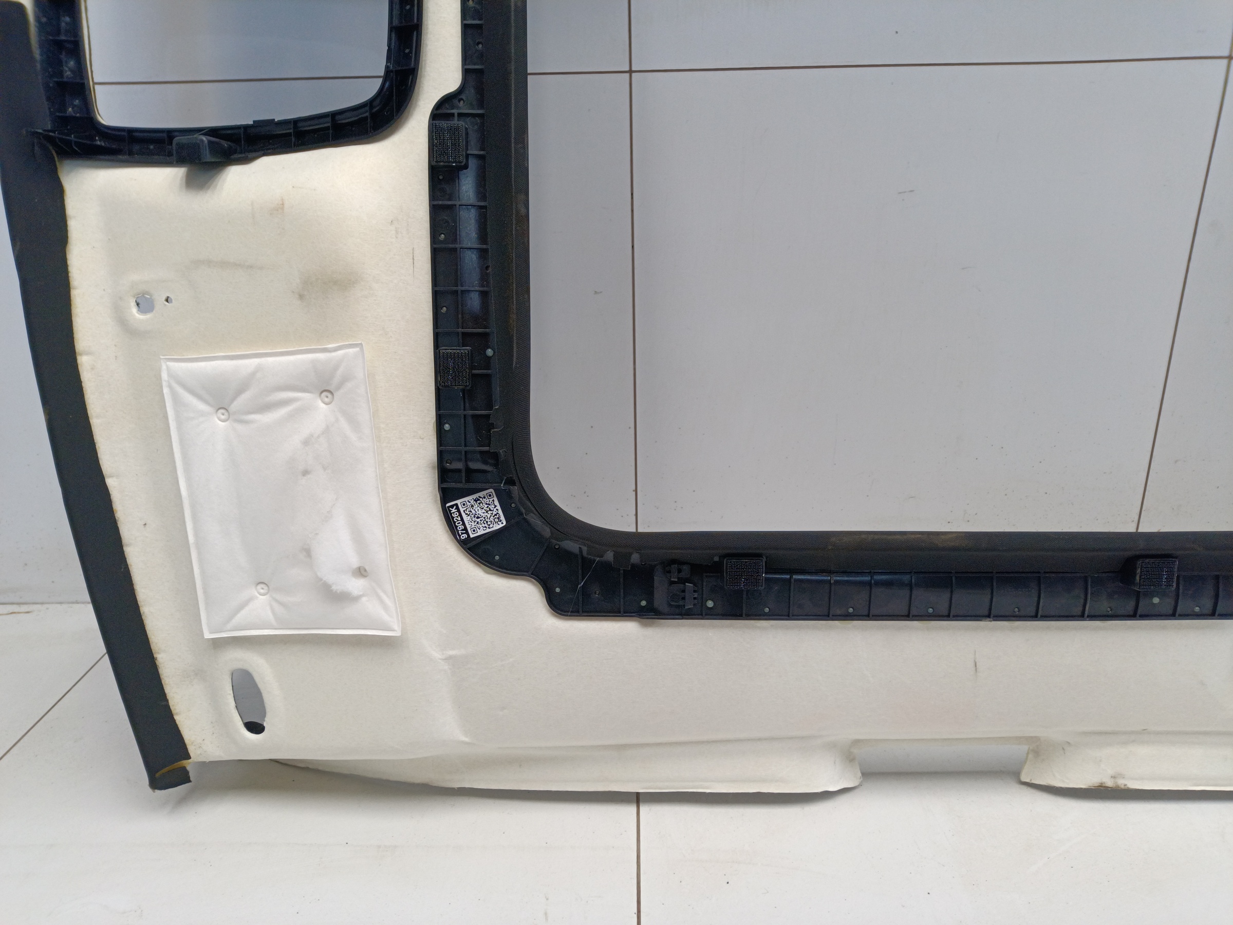 Обшивка крыши " потолок " Gac GS8 2