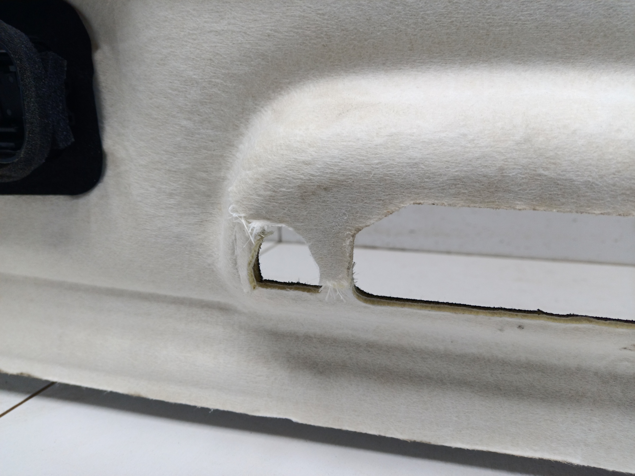 Обшивка крыши " потолок " Gac GS8 2