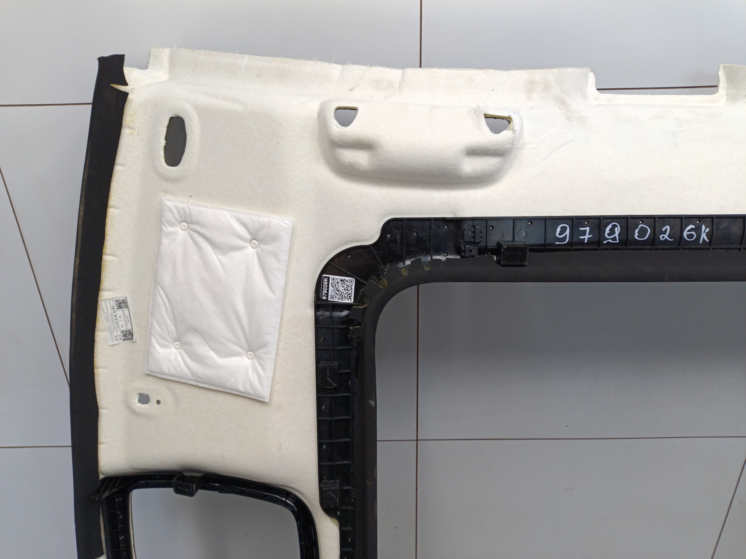 Обшивка крыши " потолок " Gac GS8 2