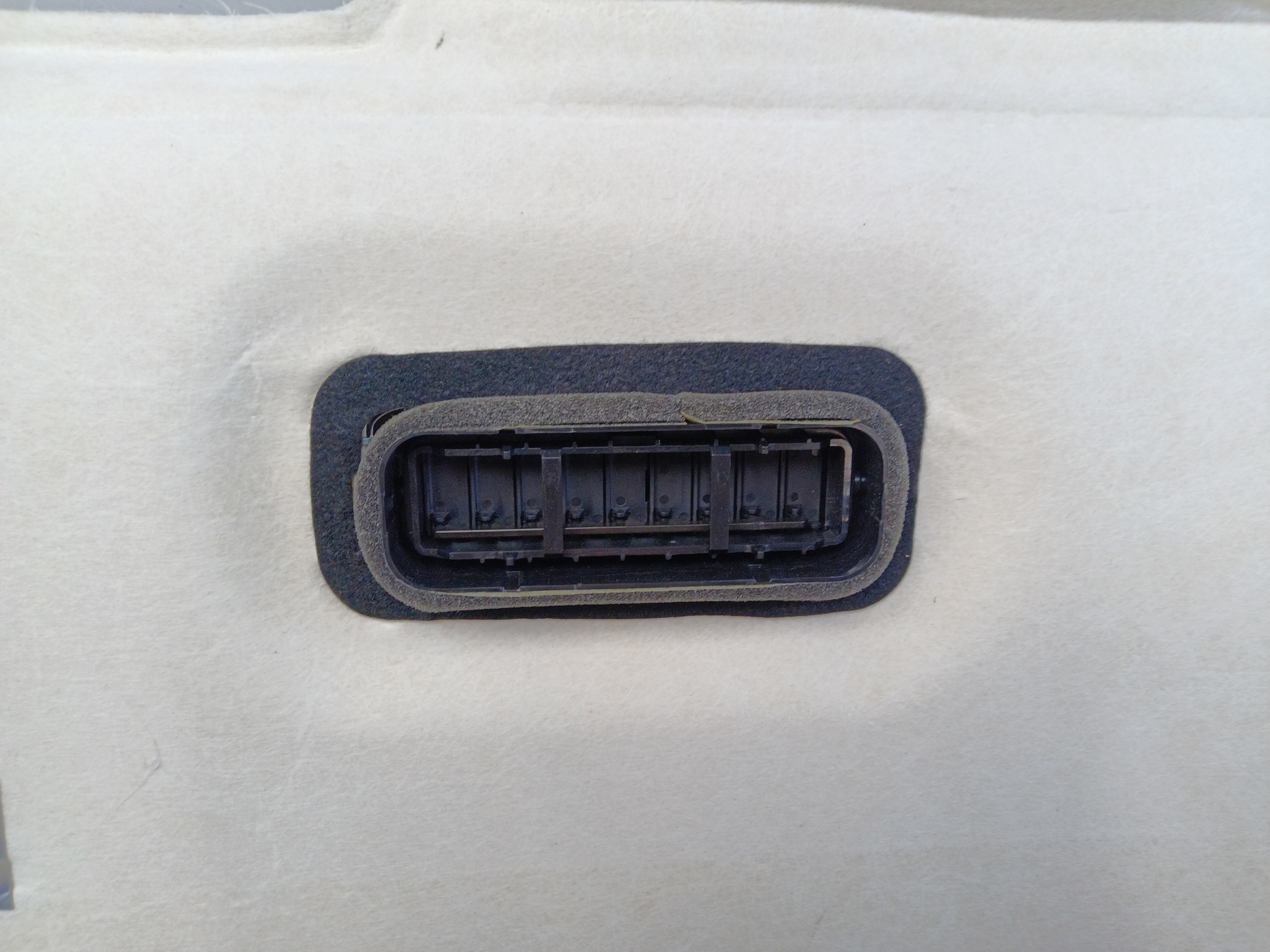 Обшивка крыши " потолок " Gac GS8 2