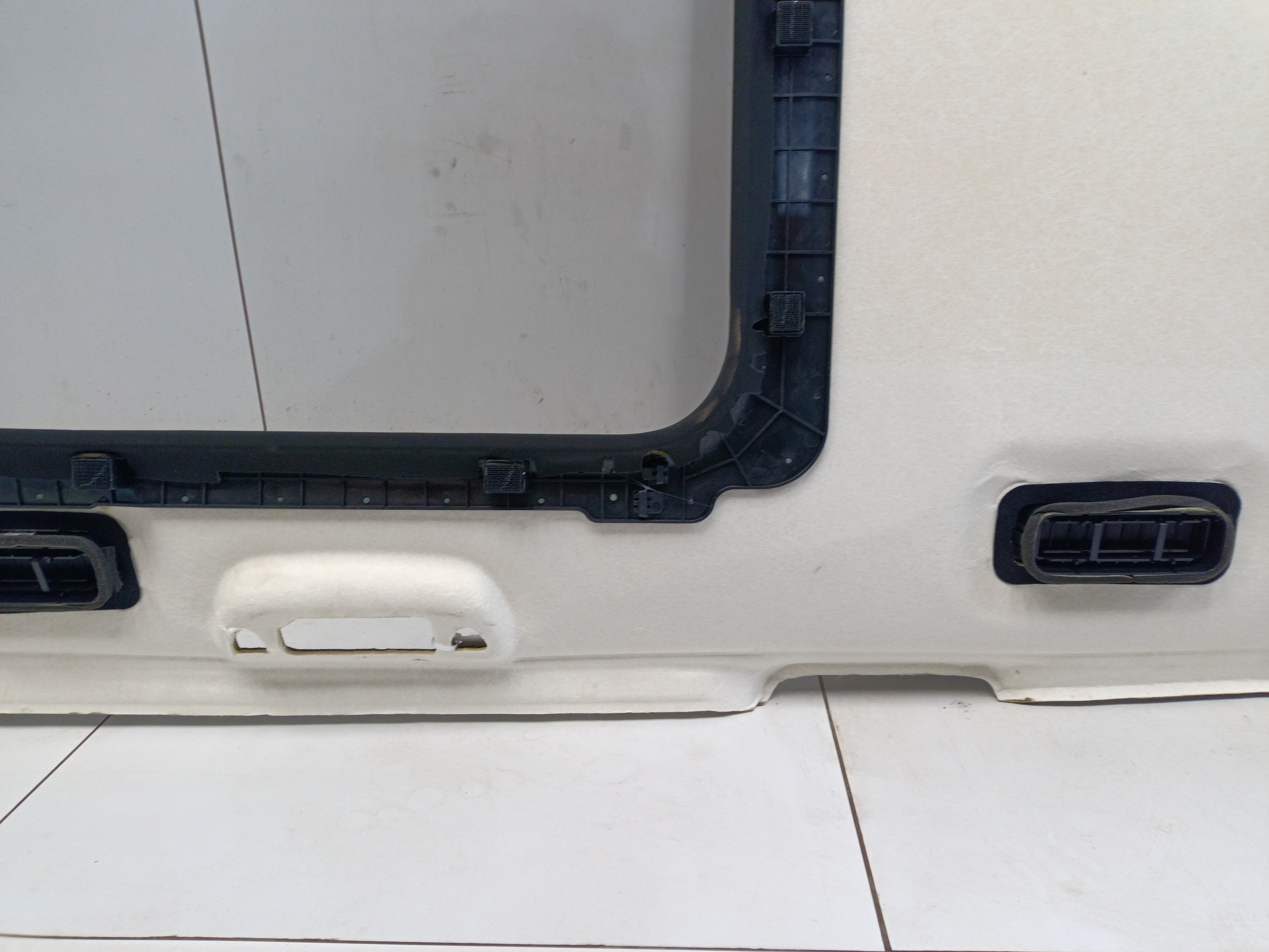 Обшивка крыши " потолок " Gac GS8 2