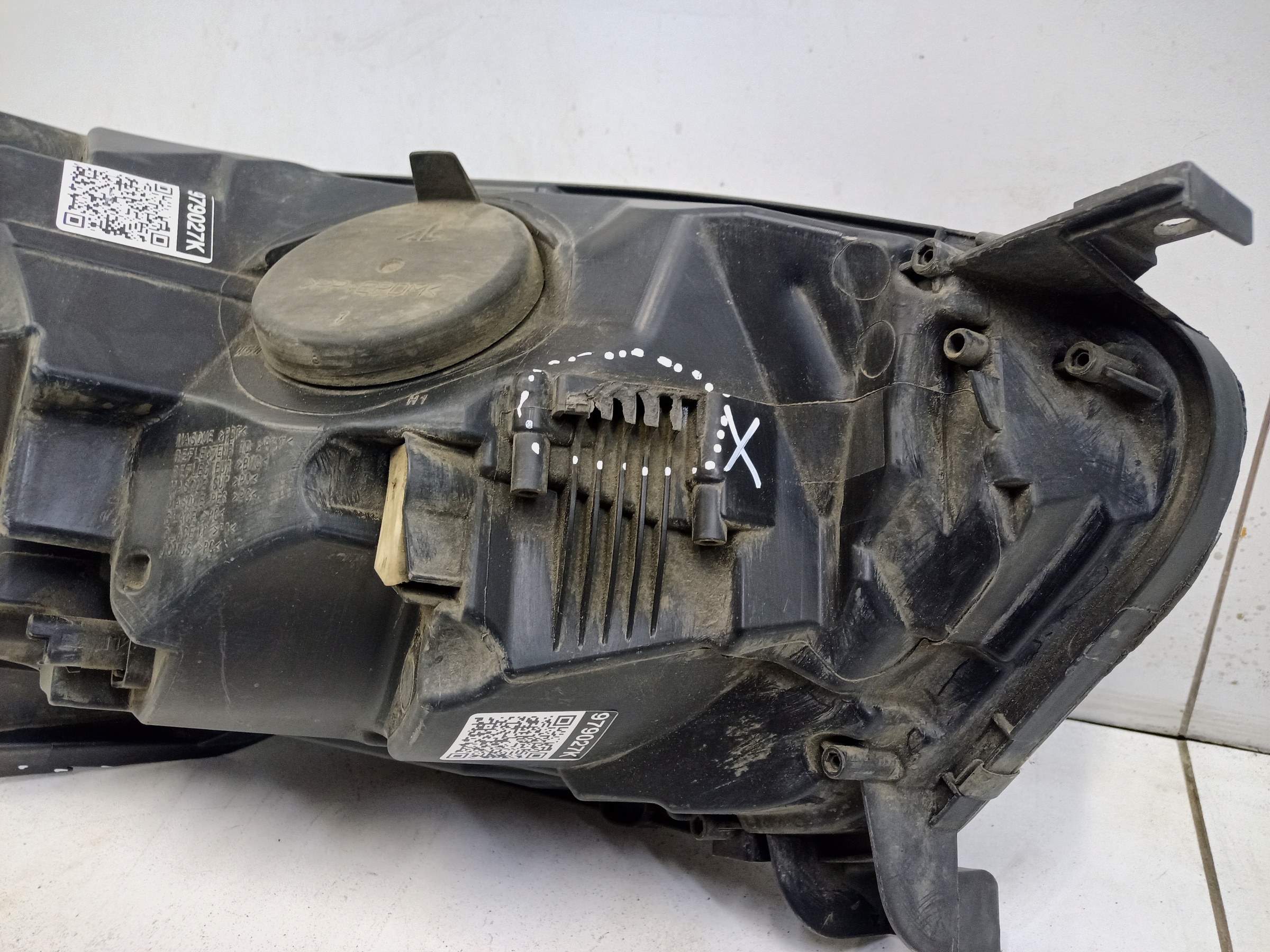 Фара передняя левая Renault Kaptur галоген светлая линза