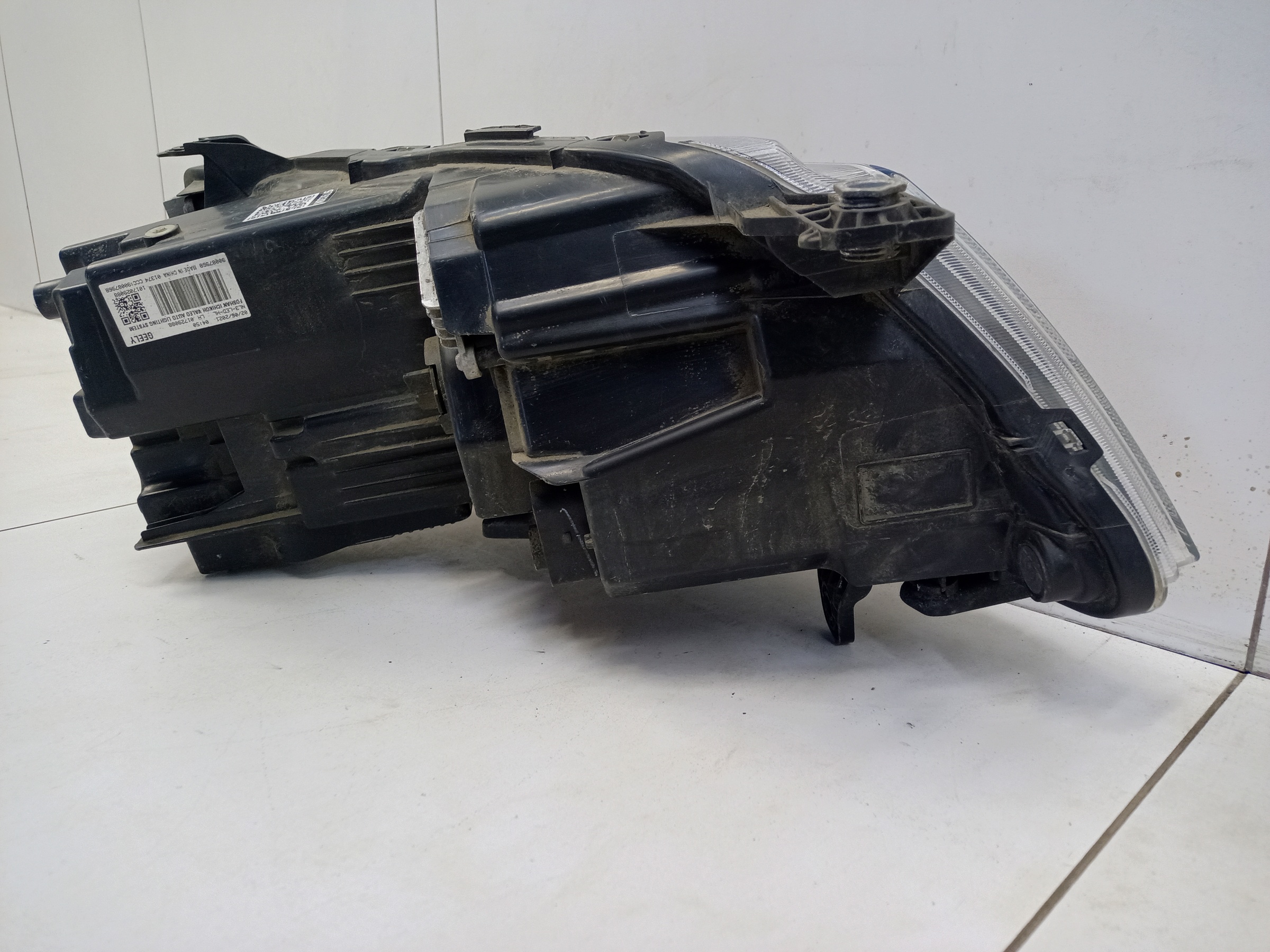 Фара передняя левая Geely Atlas LED