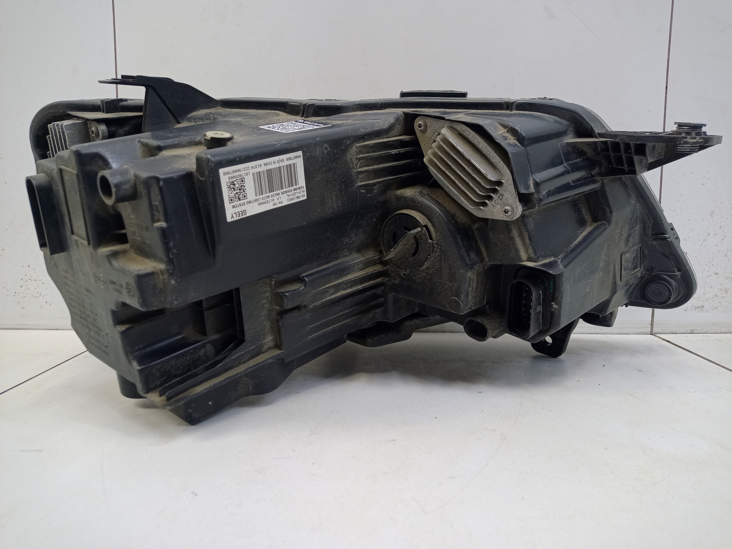 Фара передняя левая Geely Atlas LED