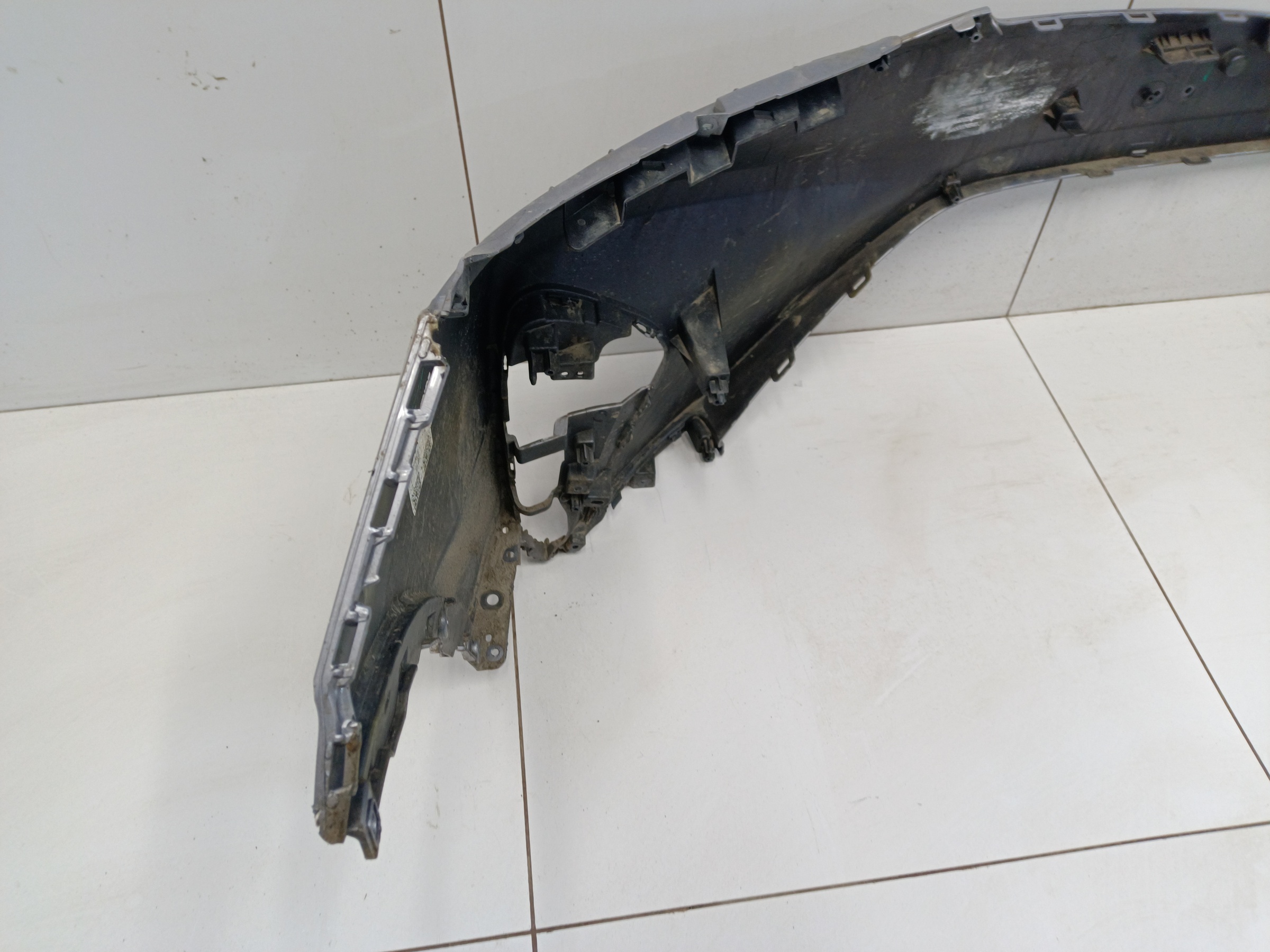 Бампер передний Geely Coolray без парктроников